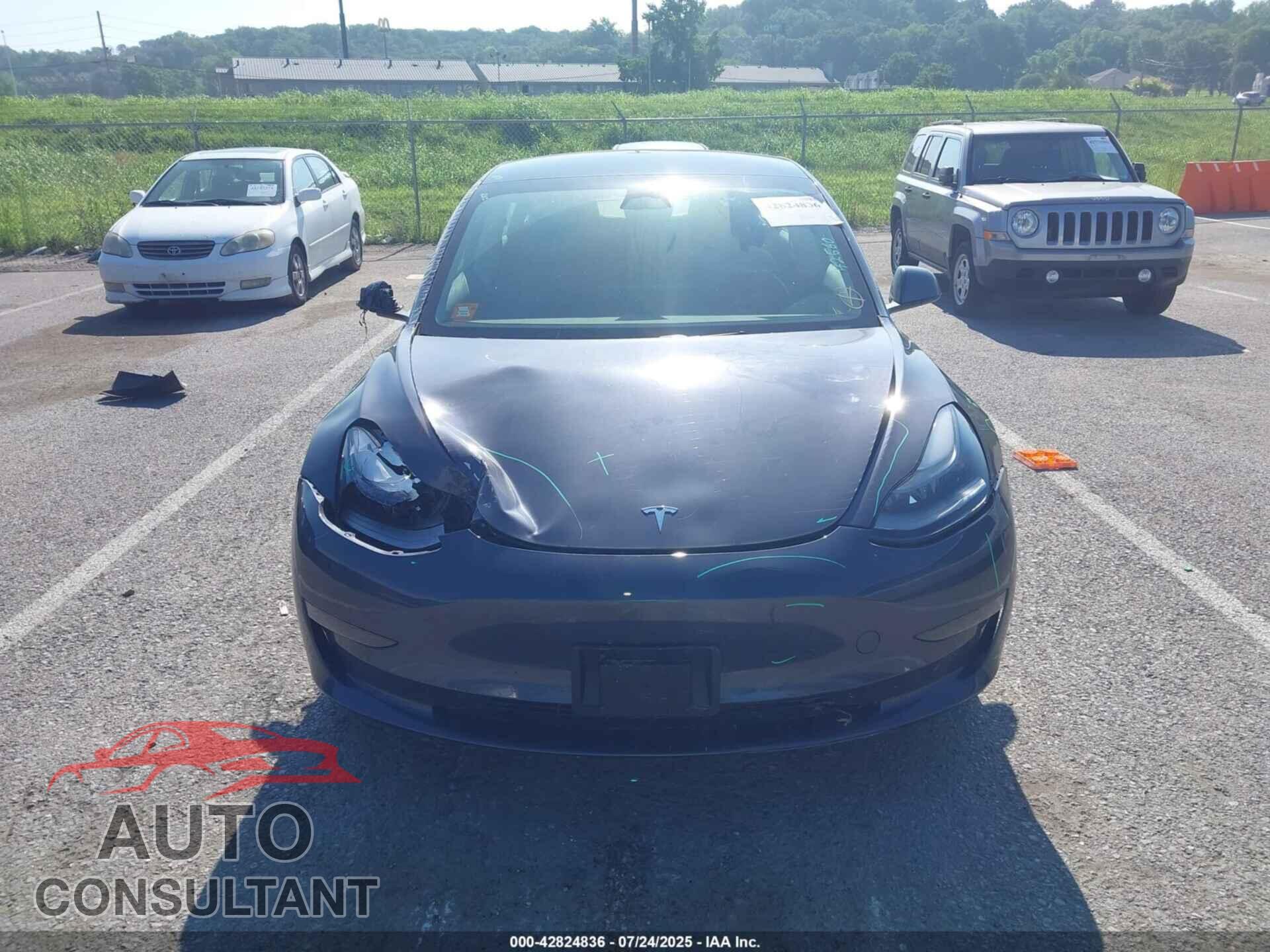 TESLA MODEL 3 2023 - 5YJ3E1EA2PF677889