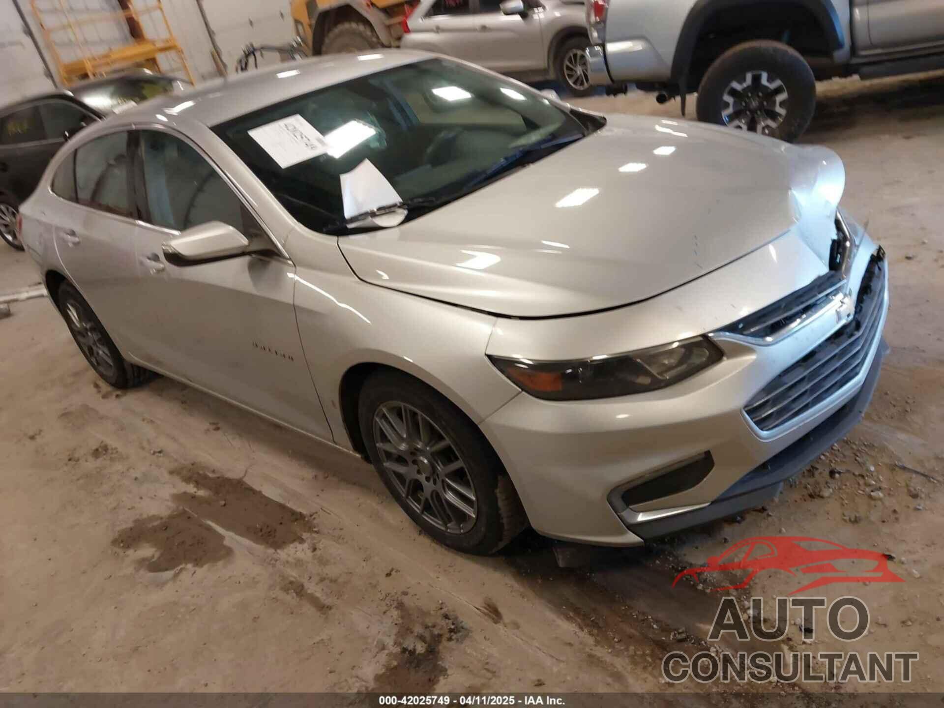 CHEVROLET MALIBU 2016 - 1G1ZE5ST9GF199630