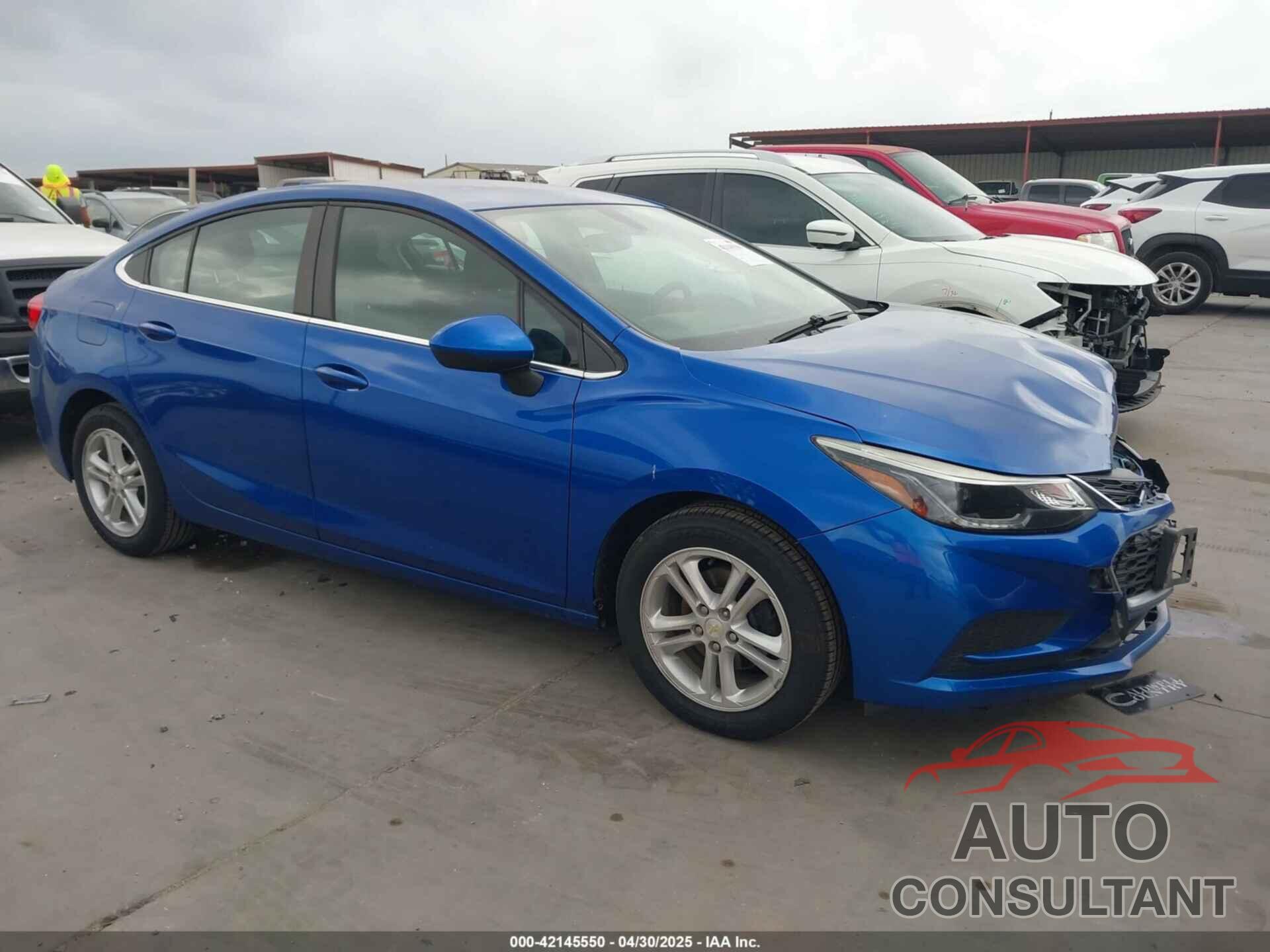 CHEVROLET CRUZE 2018 - 1G1BE5SM8J7247145