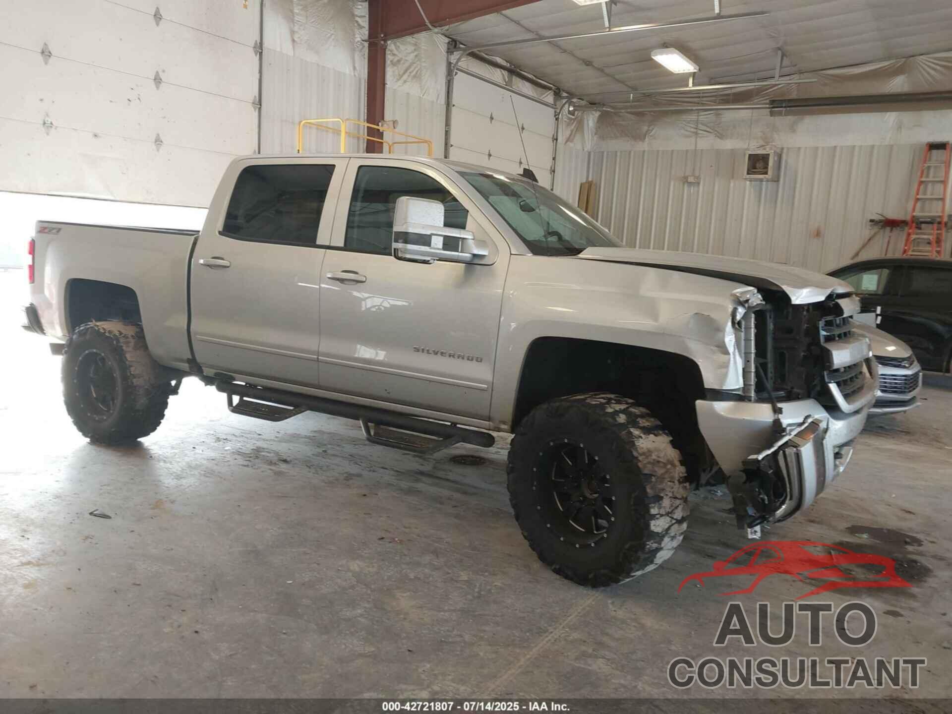 CHEVROLET SILVERADO 1500 2017 - 3GCUKREH9HG157127