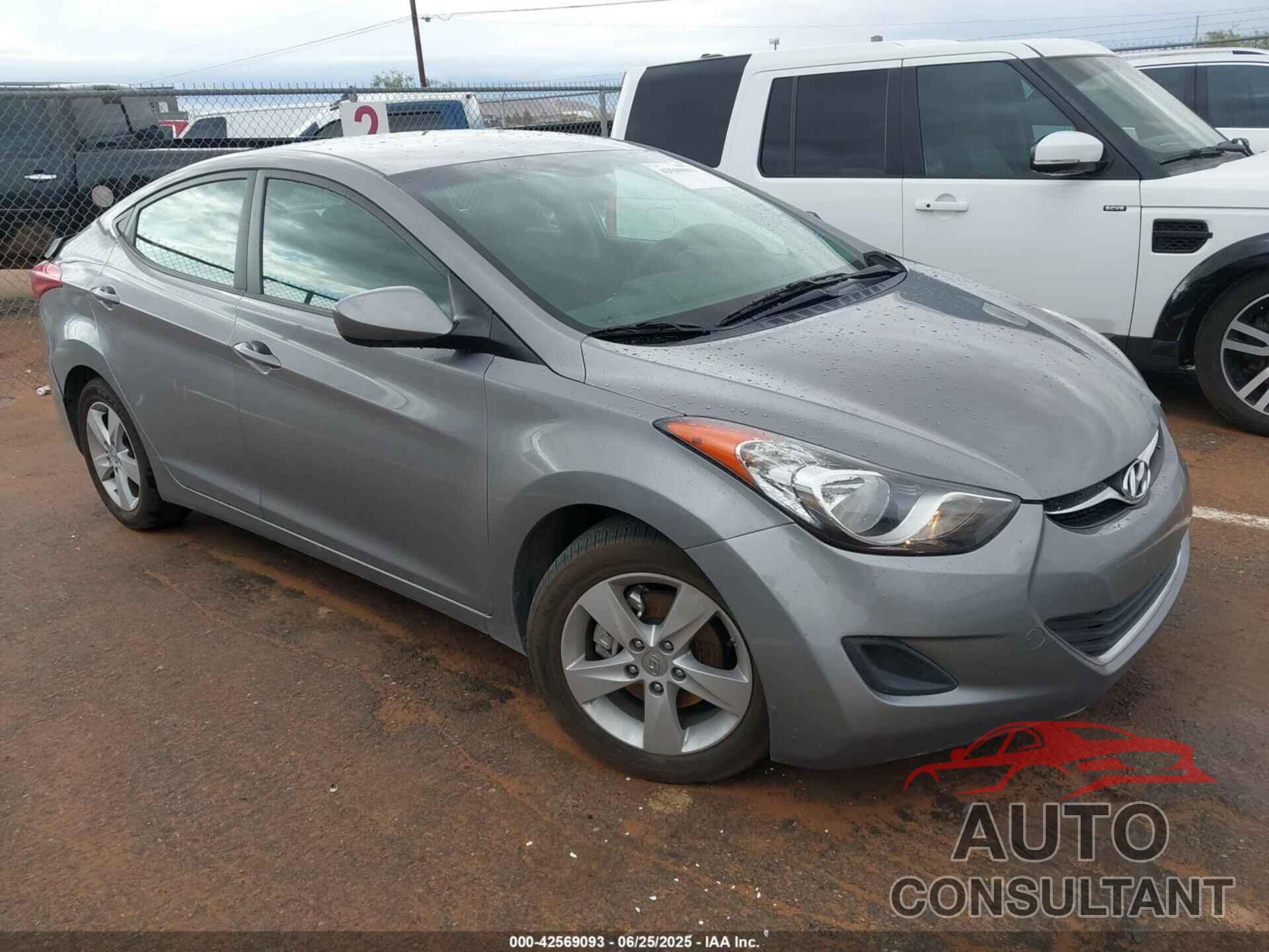 HYUNDAI ELANTRA 2011 - KMHDH4AE8BU105484