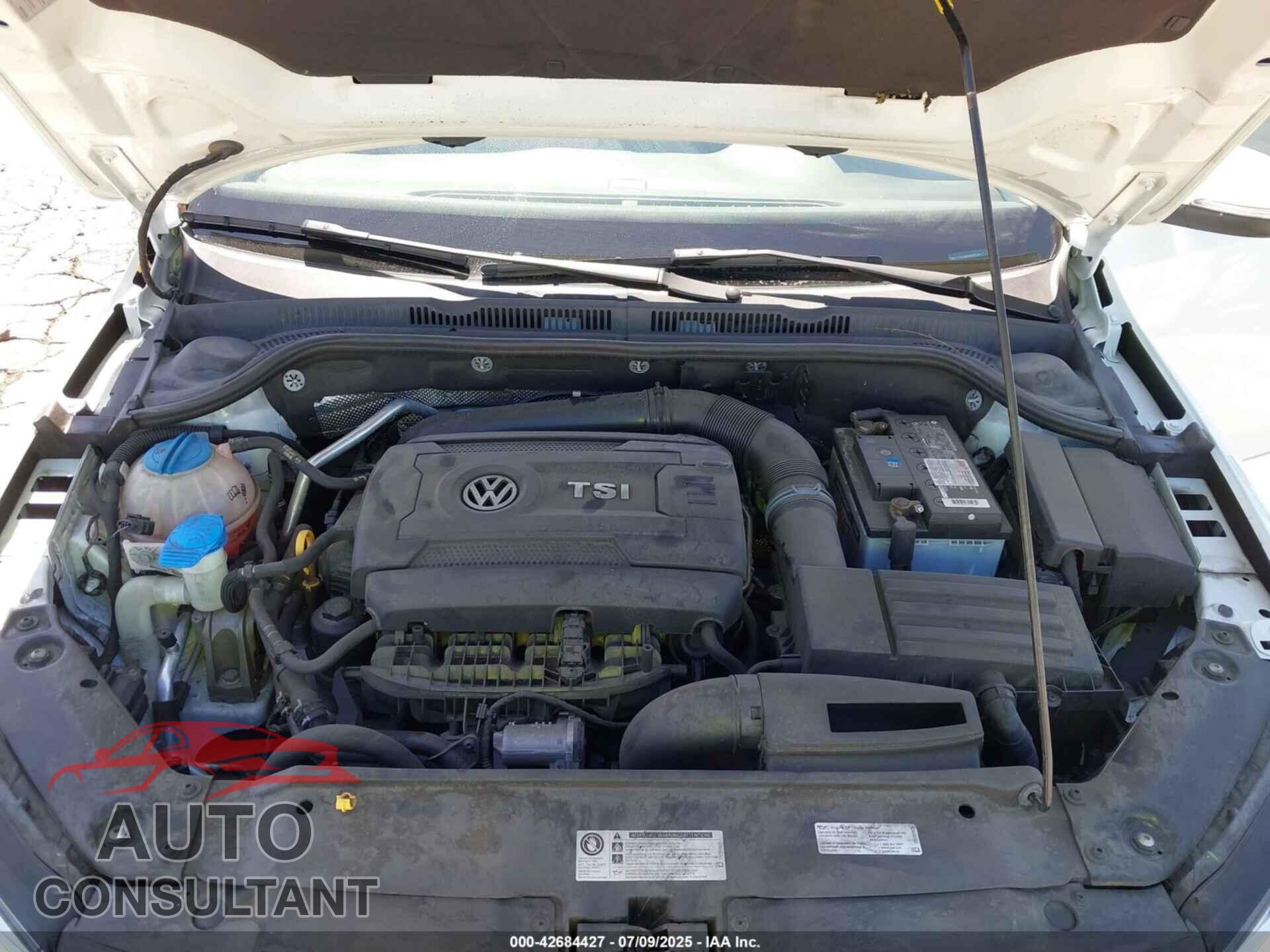 VOLKSWAGEN JETTA 2017 - 3VWL17AJ6HM392417