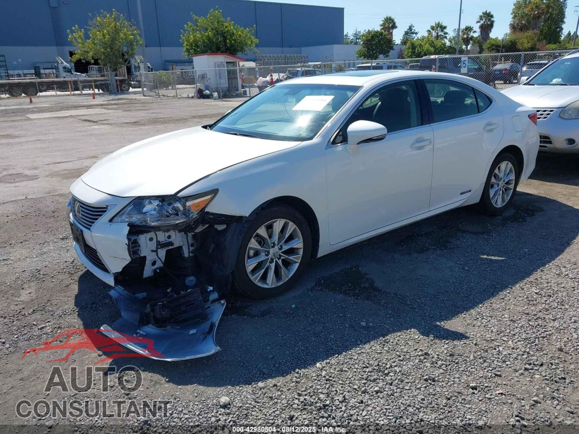 LEXUS ES 300H 2015 - JTHBW1GG4F2100002