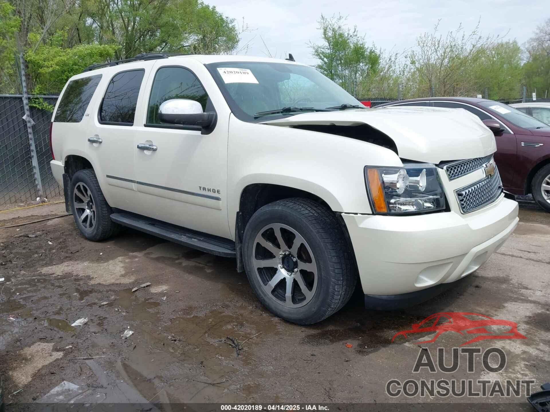 CHEVROLET TAHOE 2011 - 1GNSKCE00BR237767