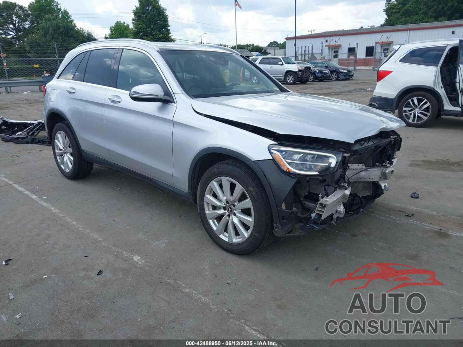 MERCEDES-BENZ GLC 300 2020 - WDC0G8EB0LF672687
