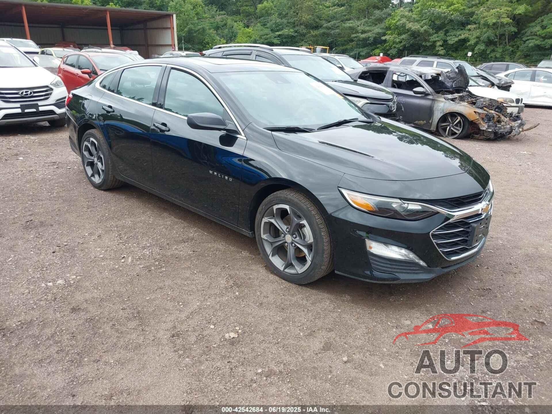 CHEVROLET MALIBU 2023 - 1G1ZD5ST2PF242966