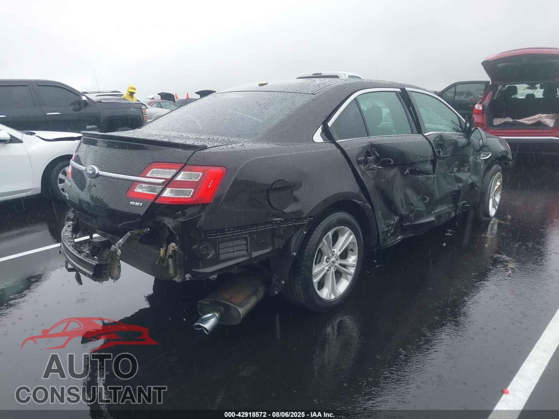 FORD TAURUS 2013 - 1FAHP2E83DG221457