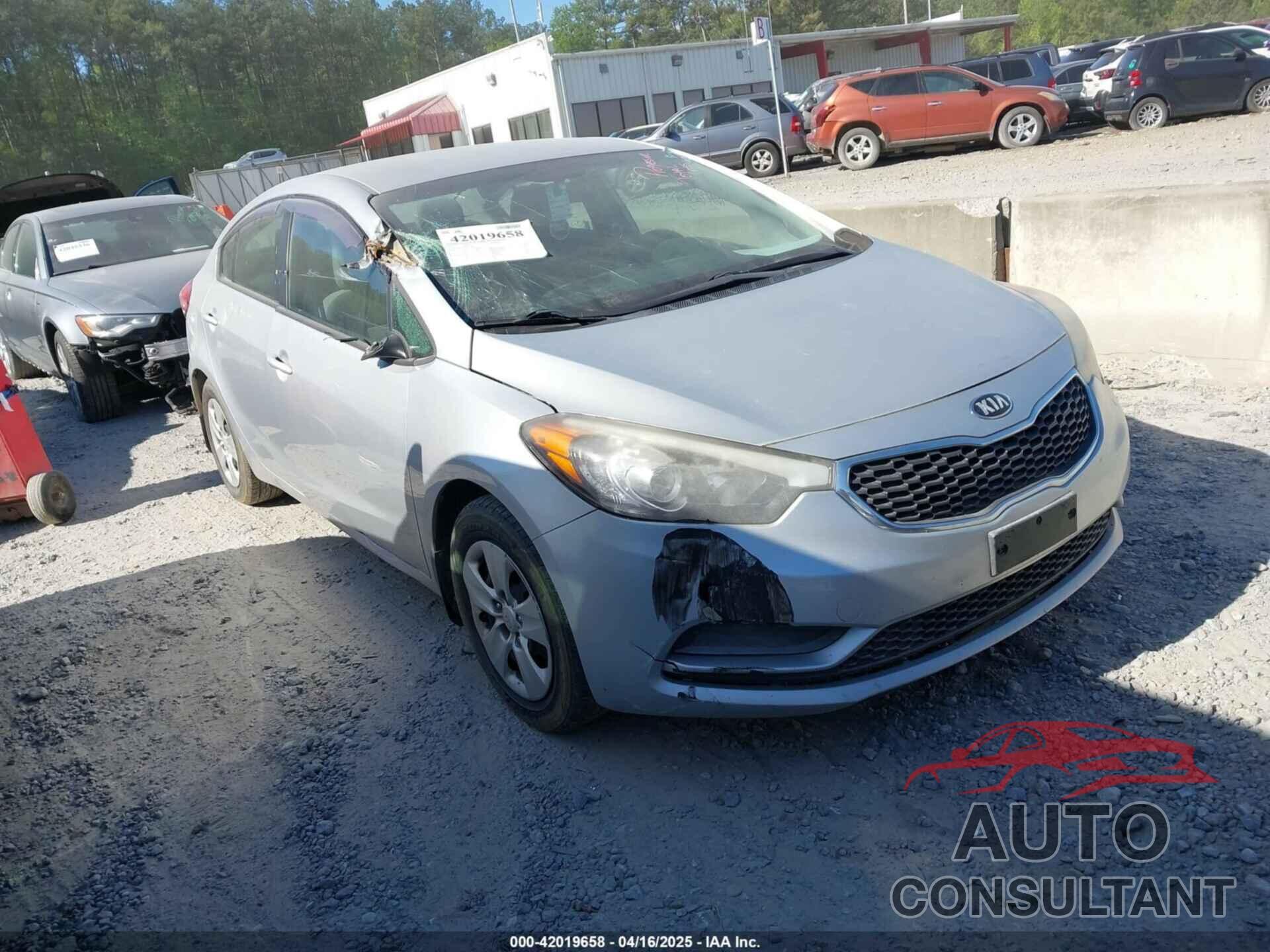 KIA FORTE 2015 - KNAFX4A67F5328654
