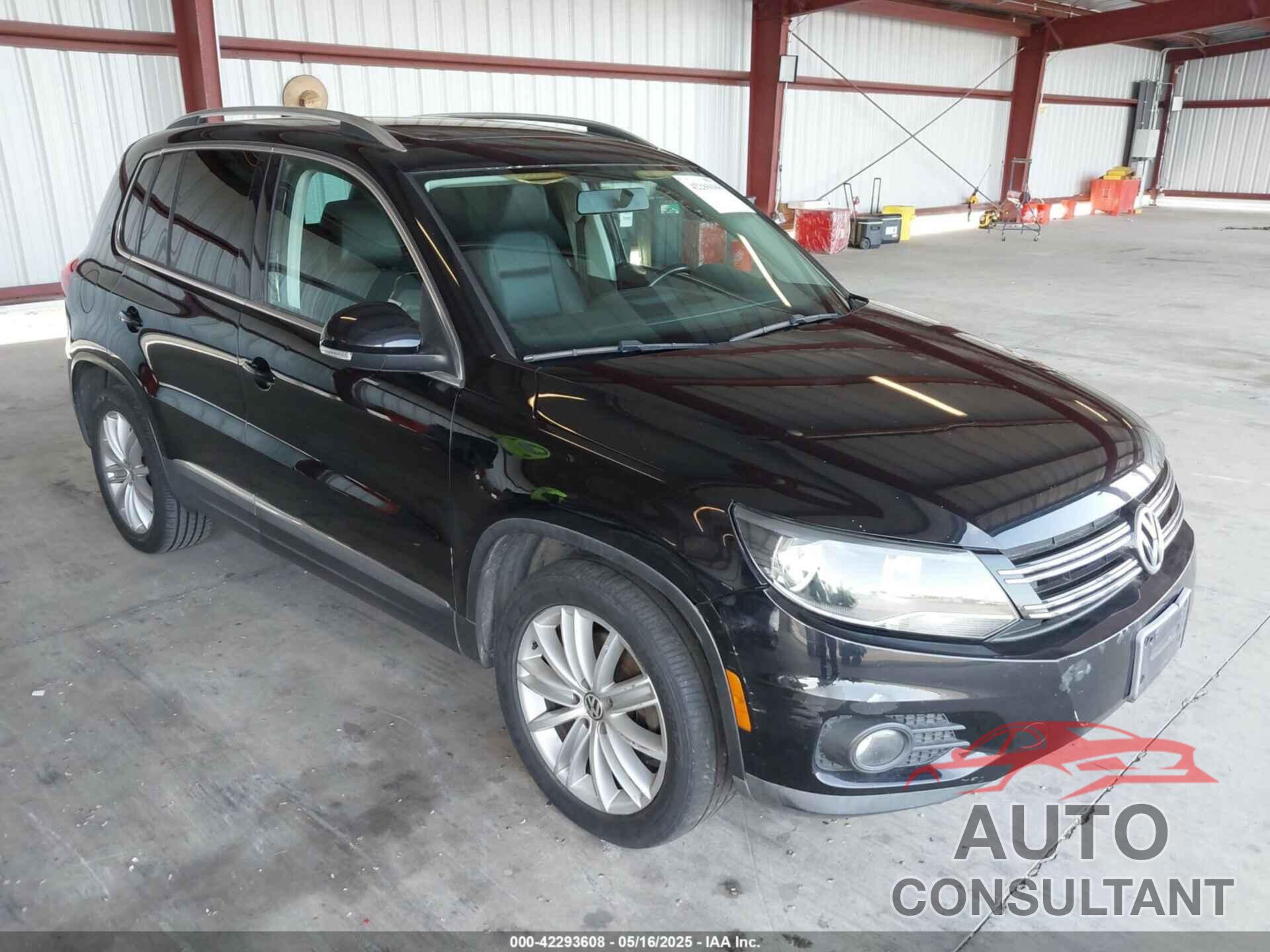 VOLKSWAGEN TIGUAN 2012 - WVGAV7AX0CW560446