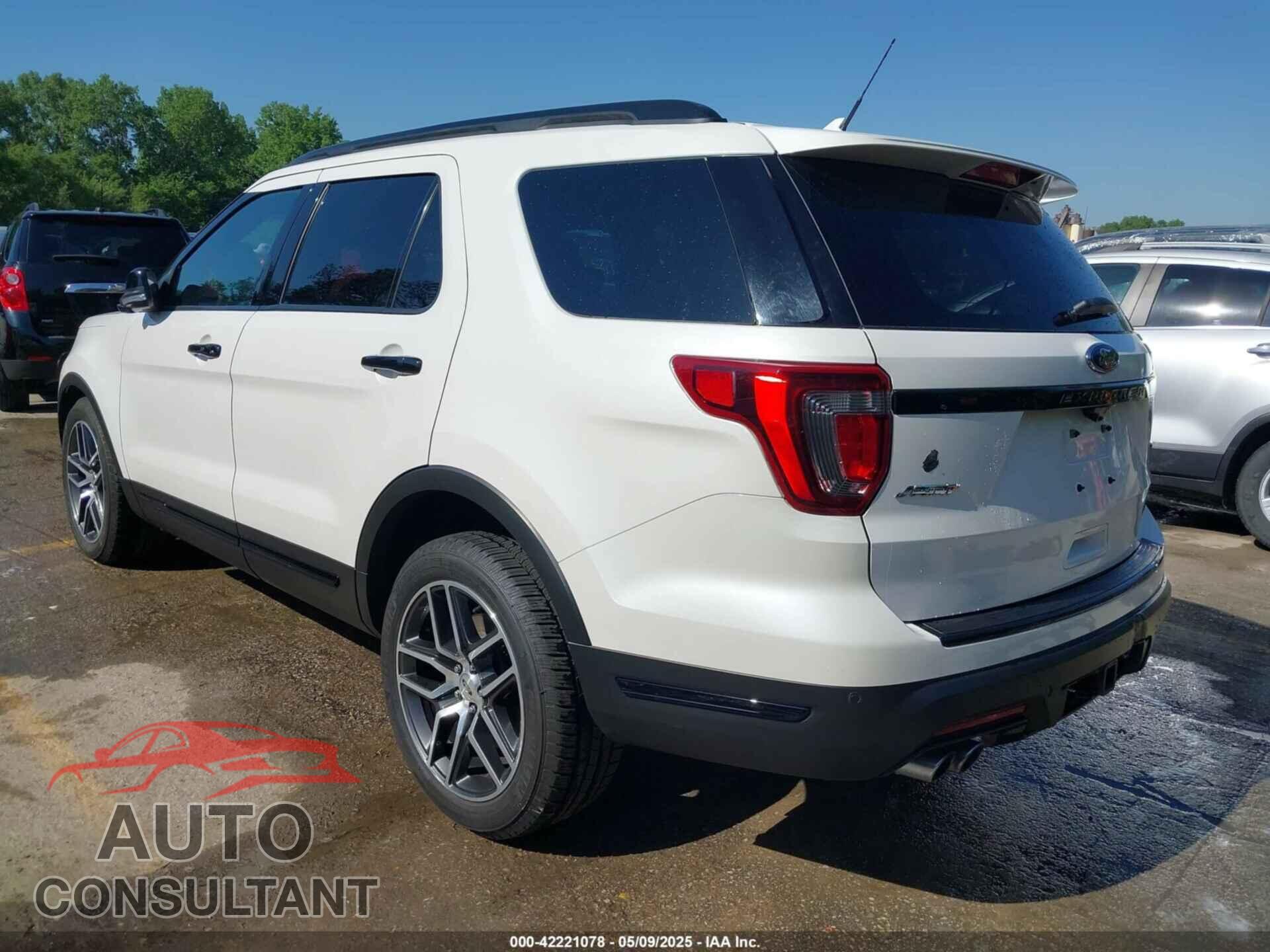 FORD EXPLORER 2018 - 1FM5K8GT7JGB08652