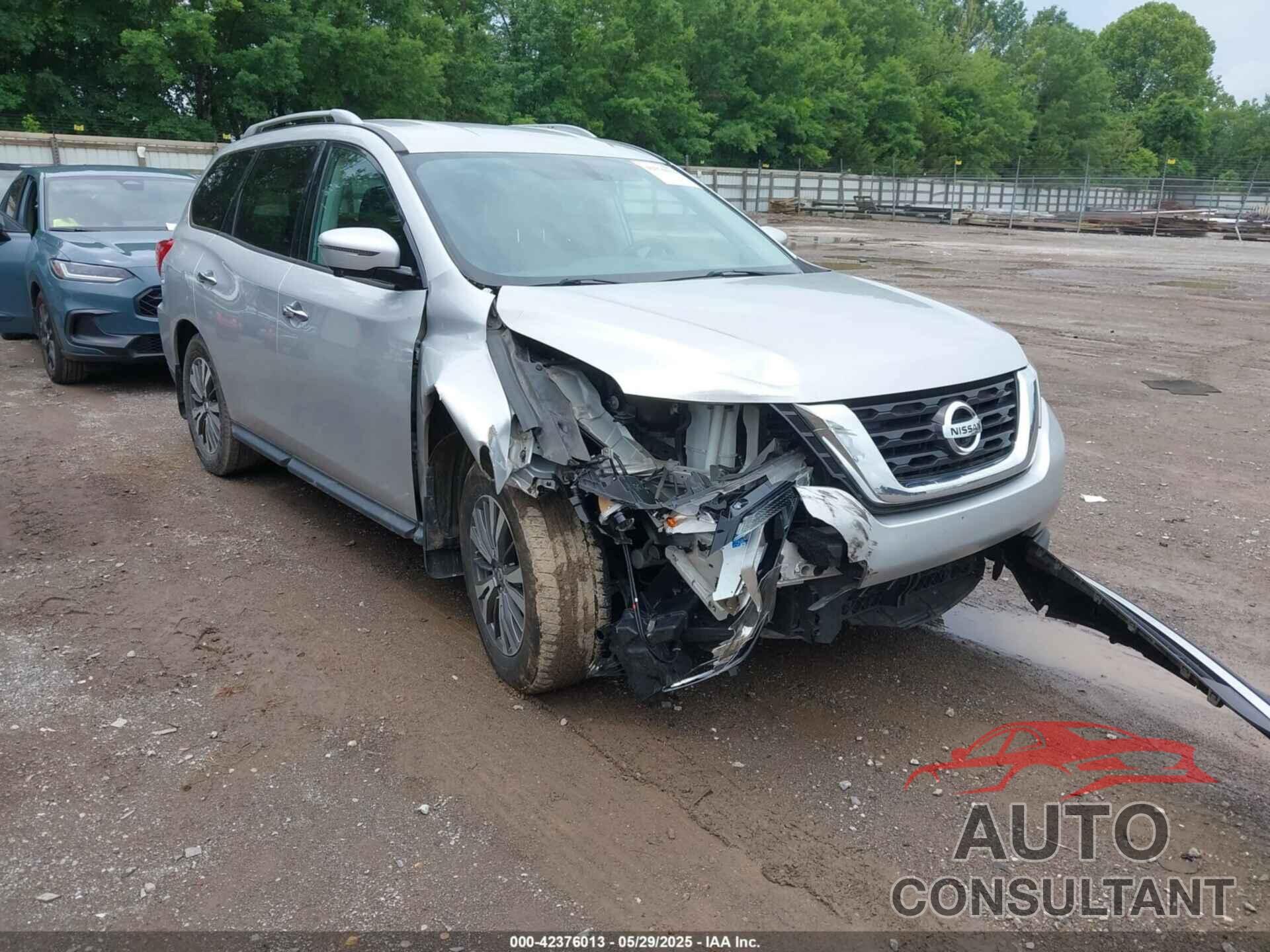 NISSAN PATHFINDER 2017 - 5N1DR2MN3HC620095