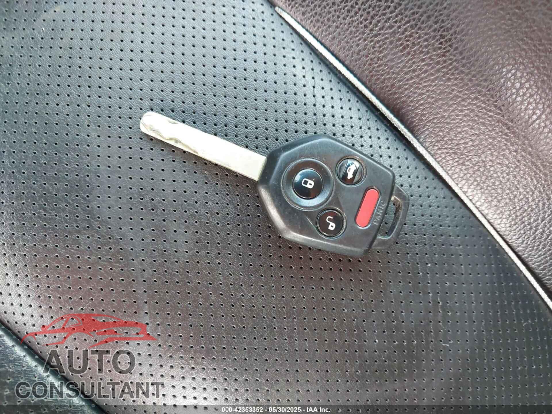 SUBARU OUTBACK 2014 - 4S4BRBLC0E3321988
