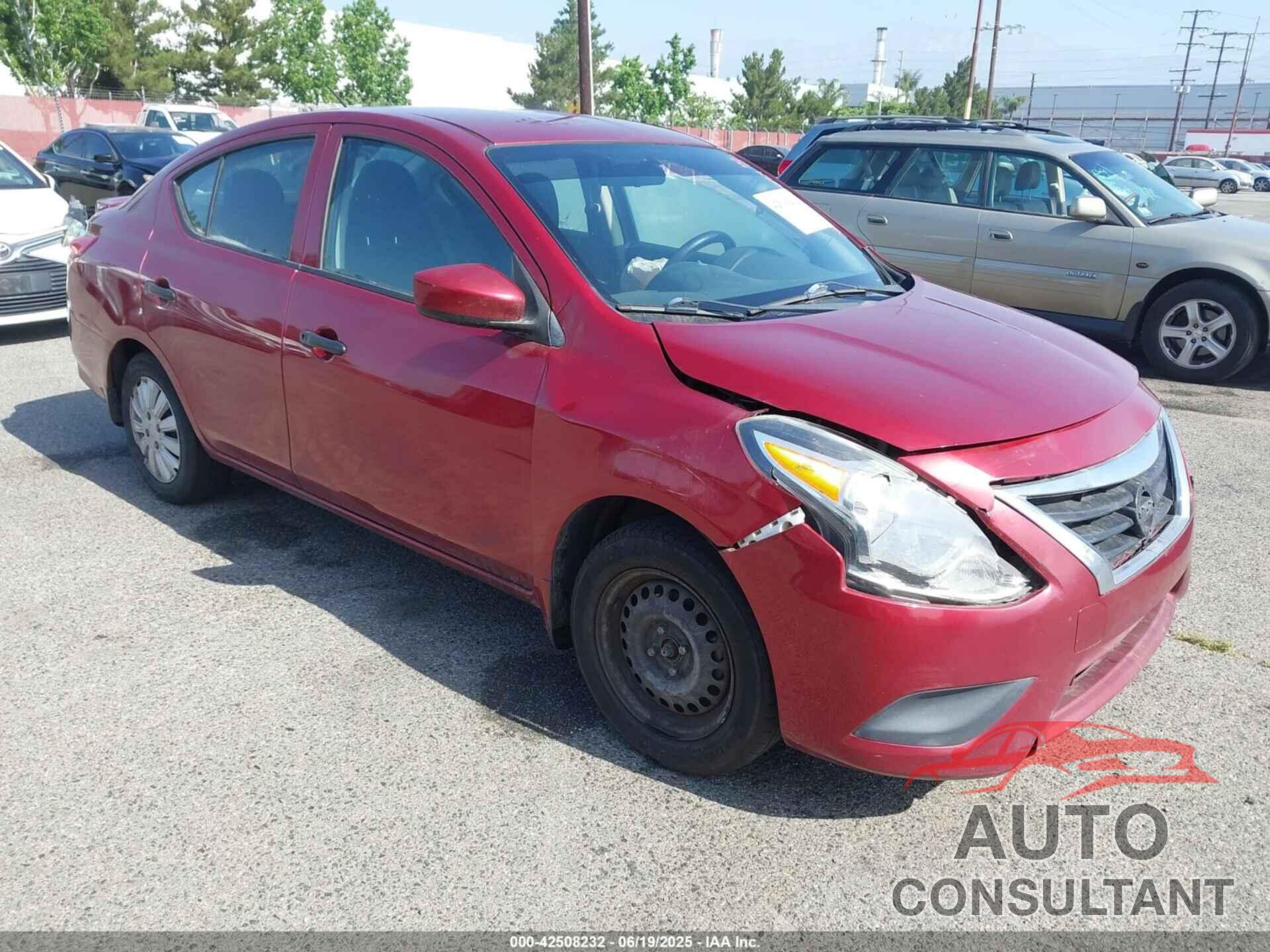 NISSAN VERSA 2018 - 3N1CN7AP1JL818234