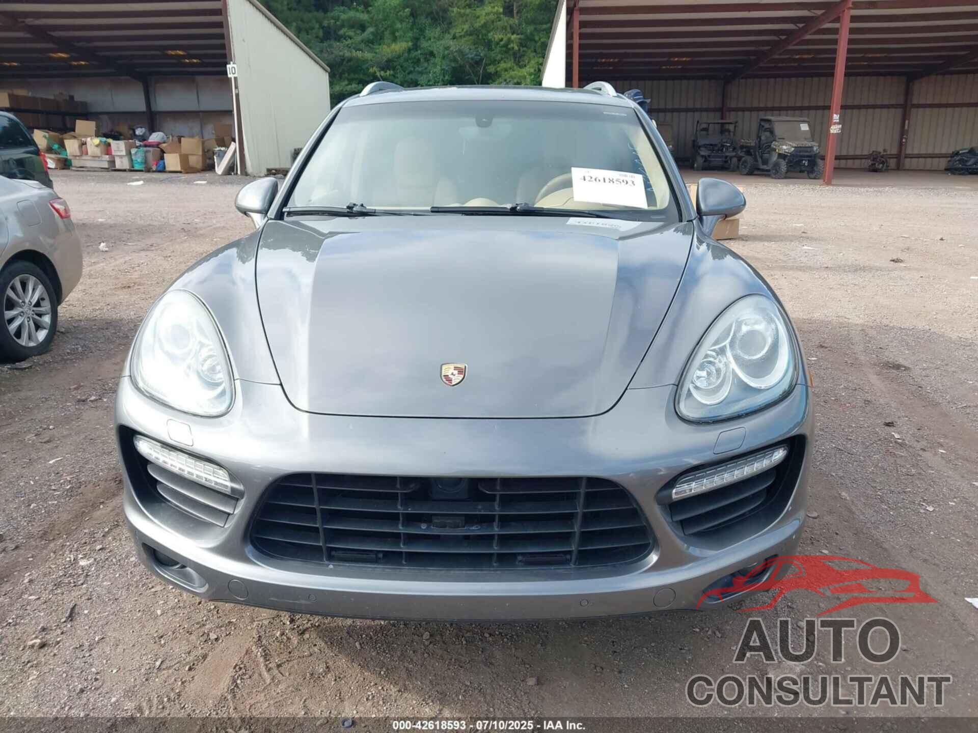 PORSCHE CAYENNE 2012 - WP1AC2A29CLA81105