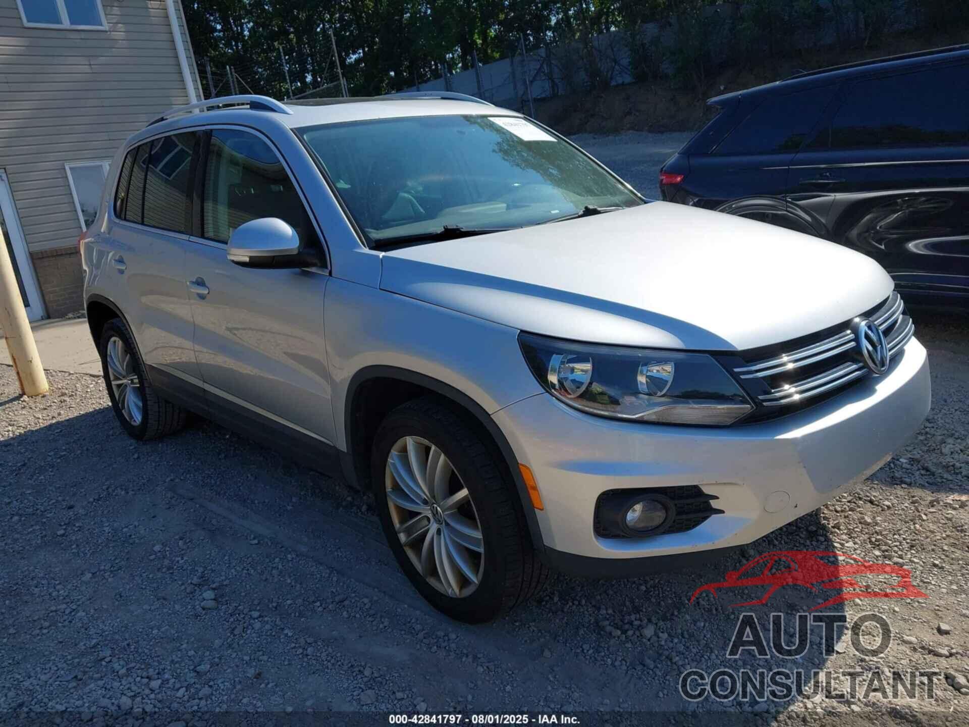 VOLKSWAGEN TIGUAN 2014 - WVGAV3AX8EW619464