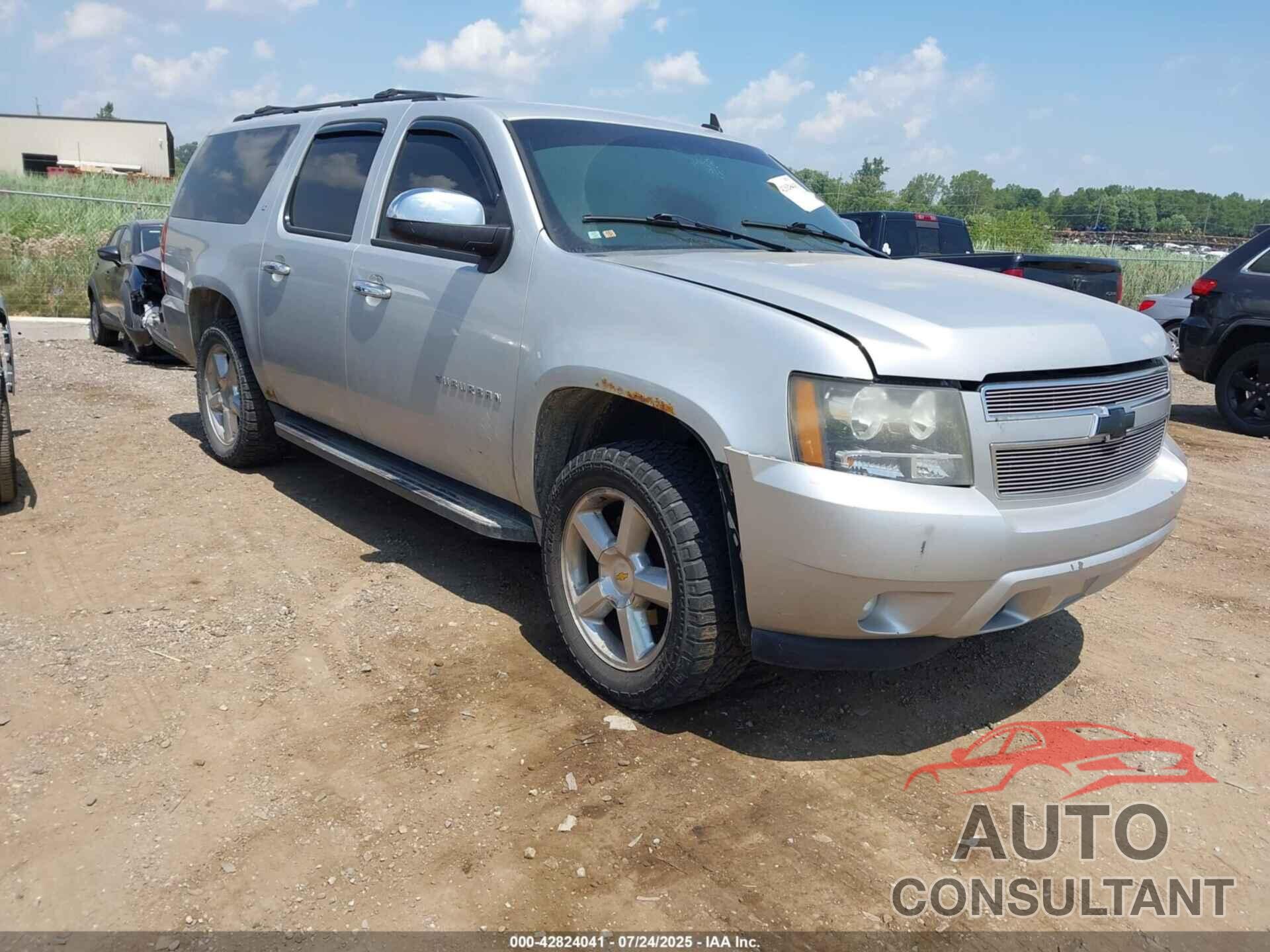 CHEVROLET SUBURBAN 1500 2010 - 1GNUKJE39AR134756