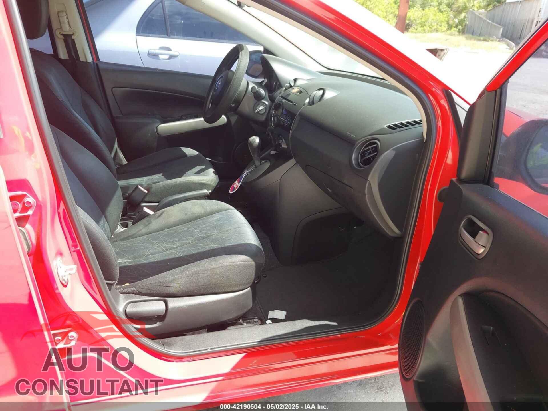 MAZDA MAZDA2 2014 - JM1DE1KY4E0174415