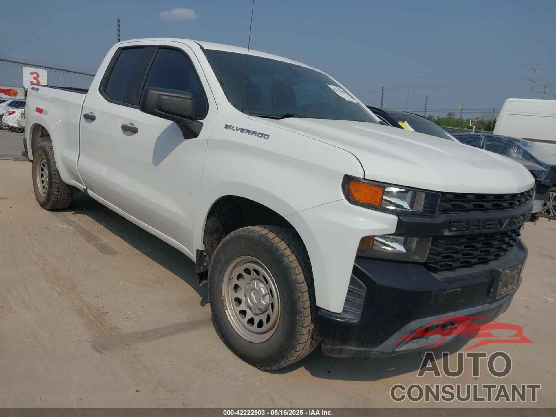 CHEVROLET SILVERADO 1500 2020 - 1GCRYAEF0LZ178509