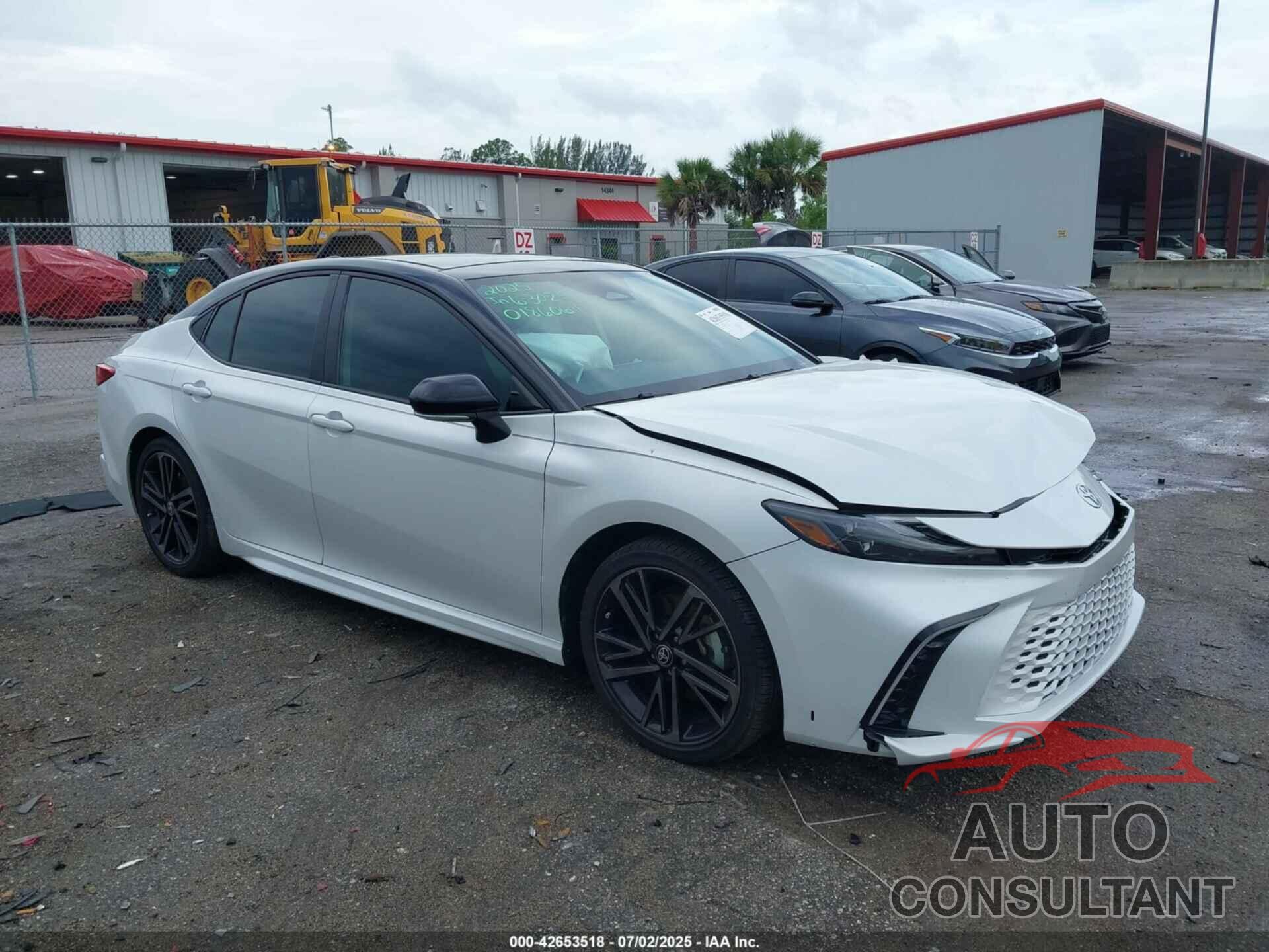 TOYOTA CAMRY 2025 - 4T1DAACK2SU018606
