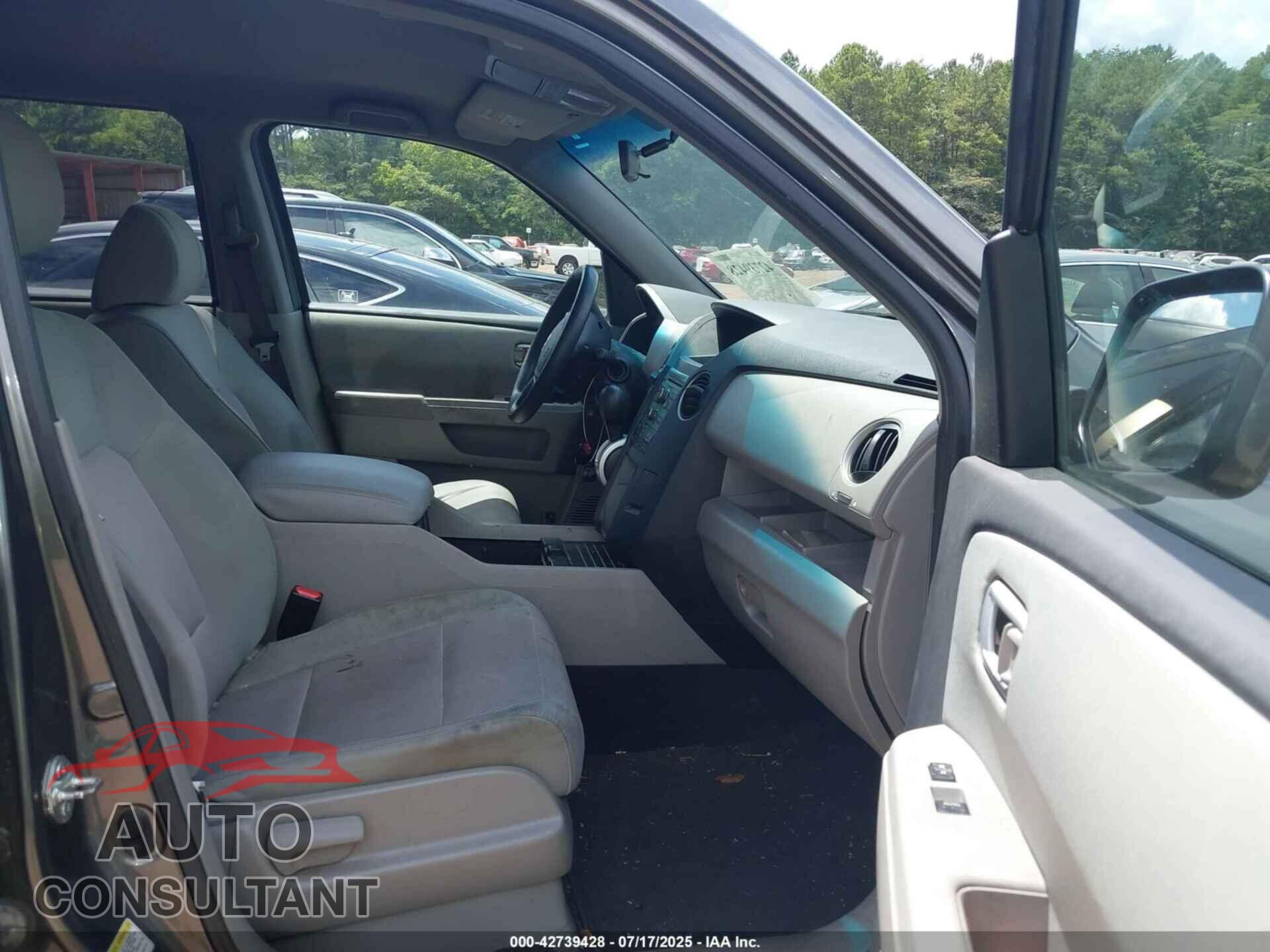 HONDA PILOT 2011 - 5FNYF3H41BB033782