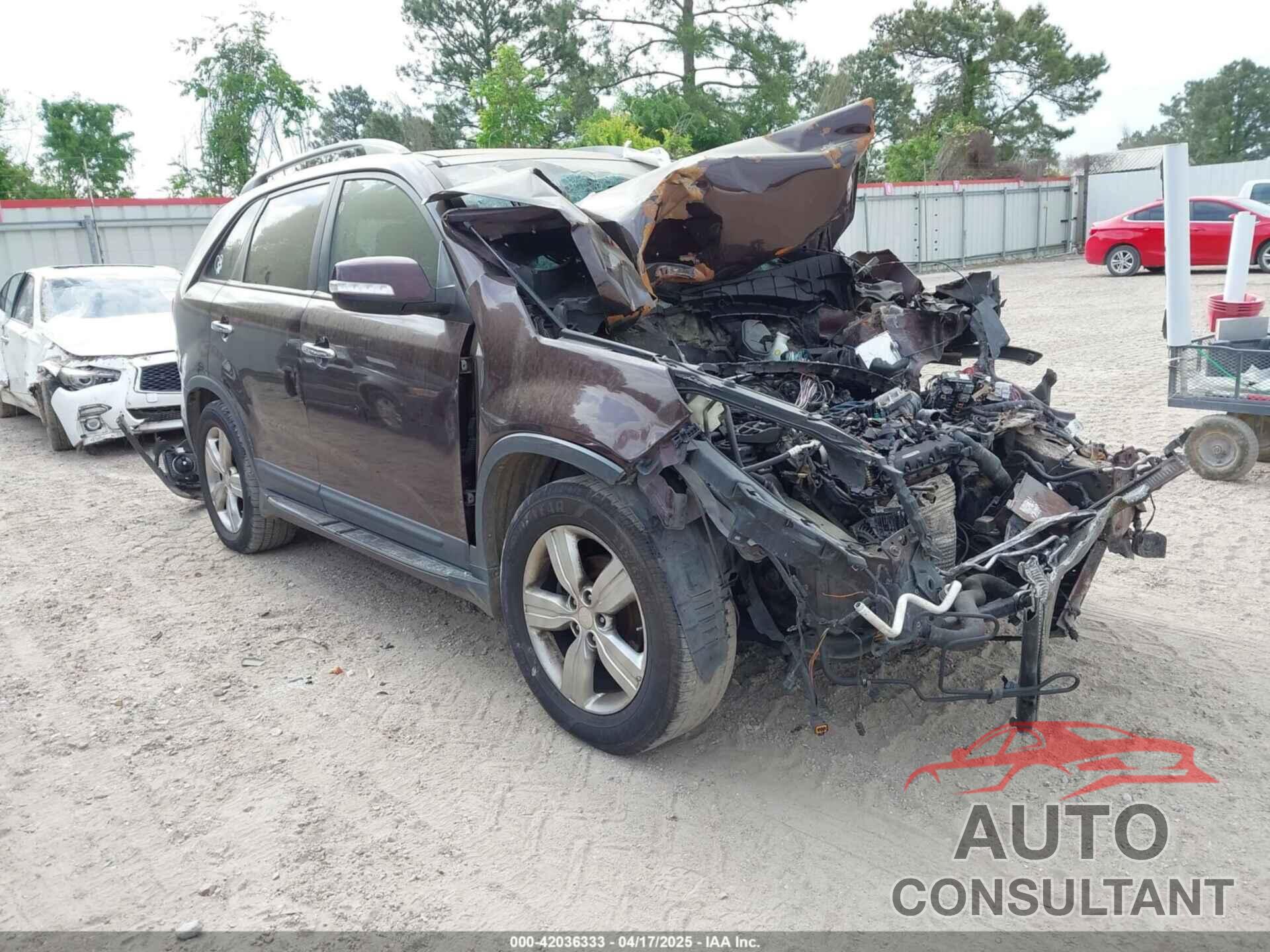 KIA SORENTO 2012 - 5XYKU4A21CG248227