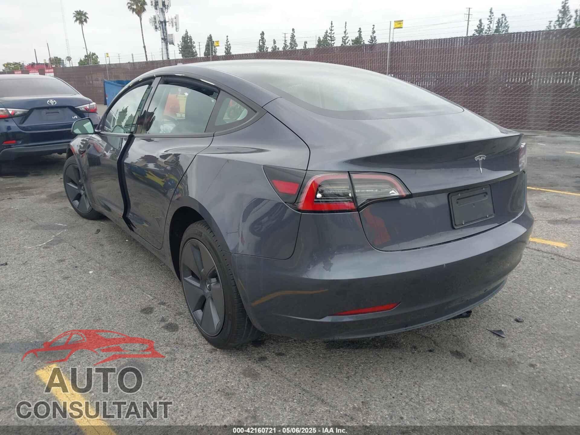 TESLA MODEL 3 2023 - 5YJ3E1EA3PF463686