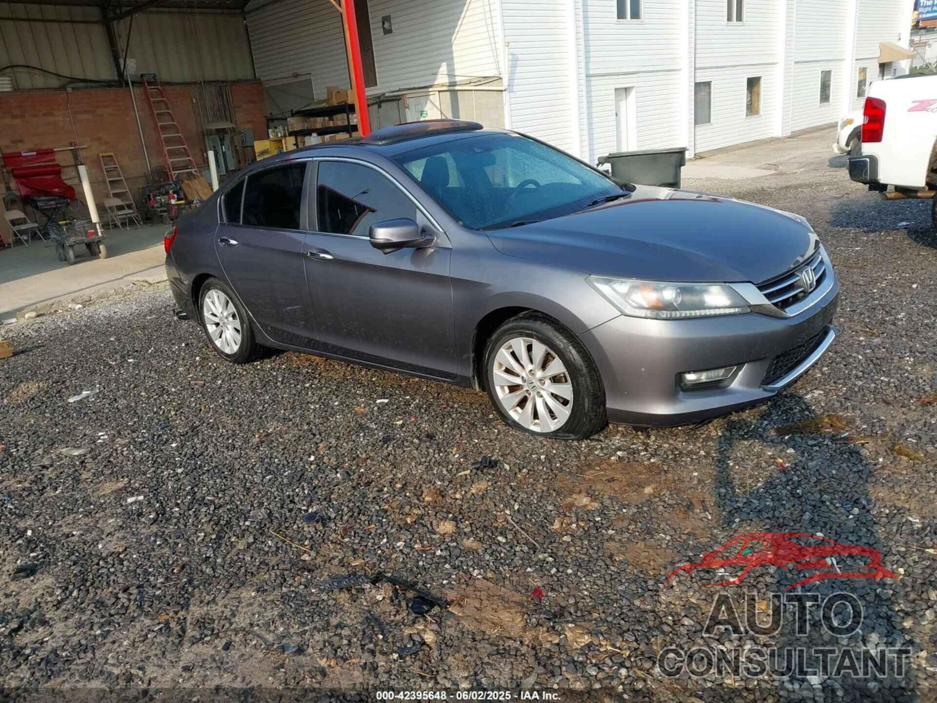 HONDA ACCORD 2013 - 1HGCR2F81DA117650