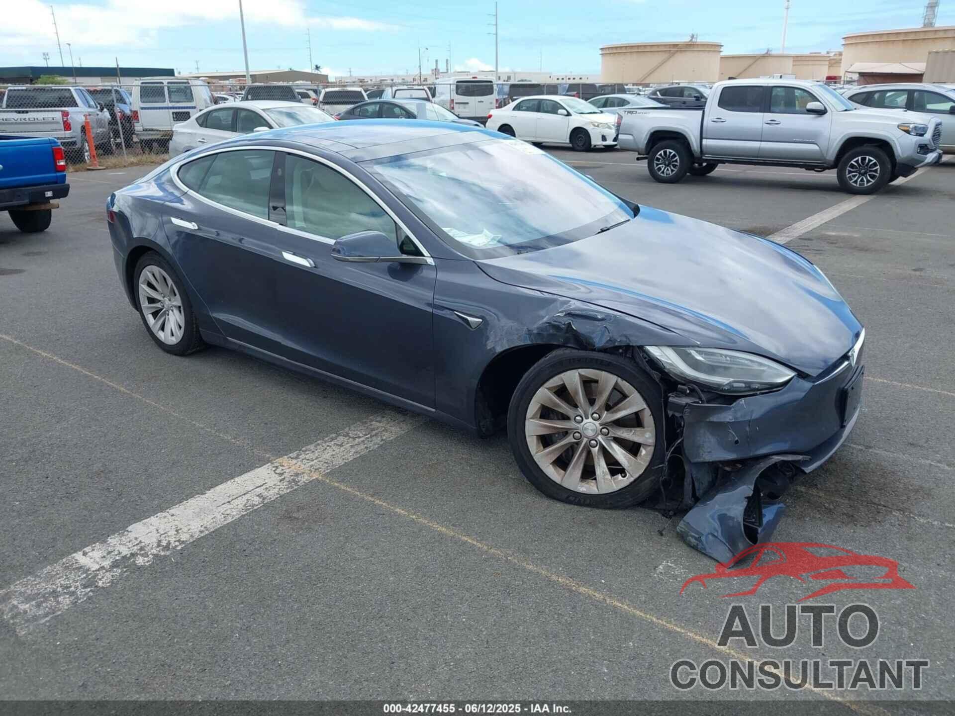 TESLA MODEL S 2017 - 5YJSA1E2XHF190425