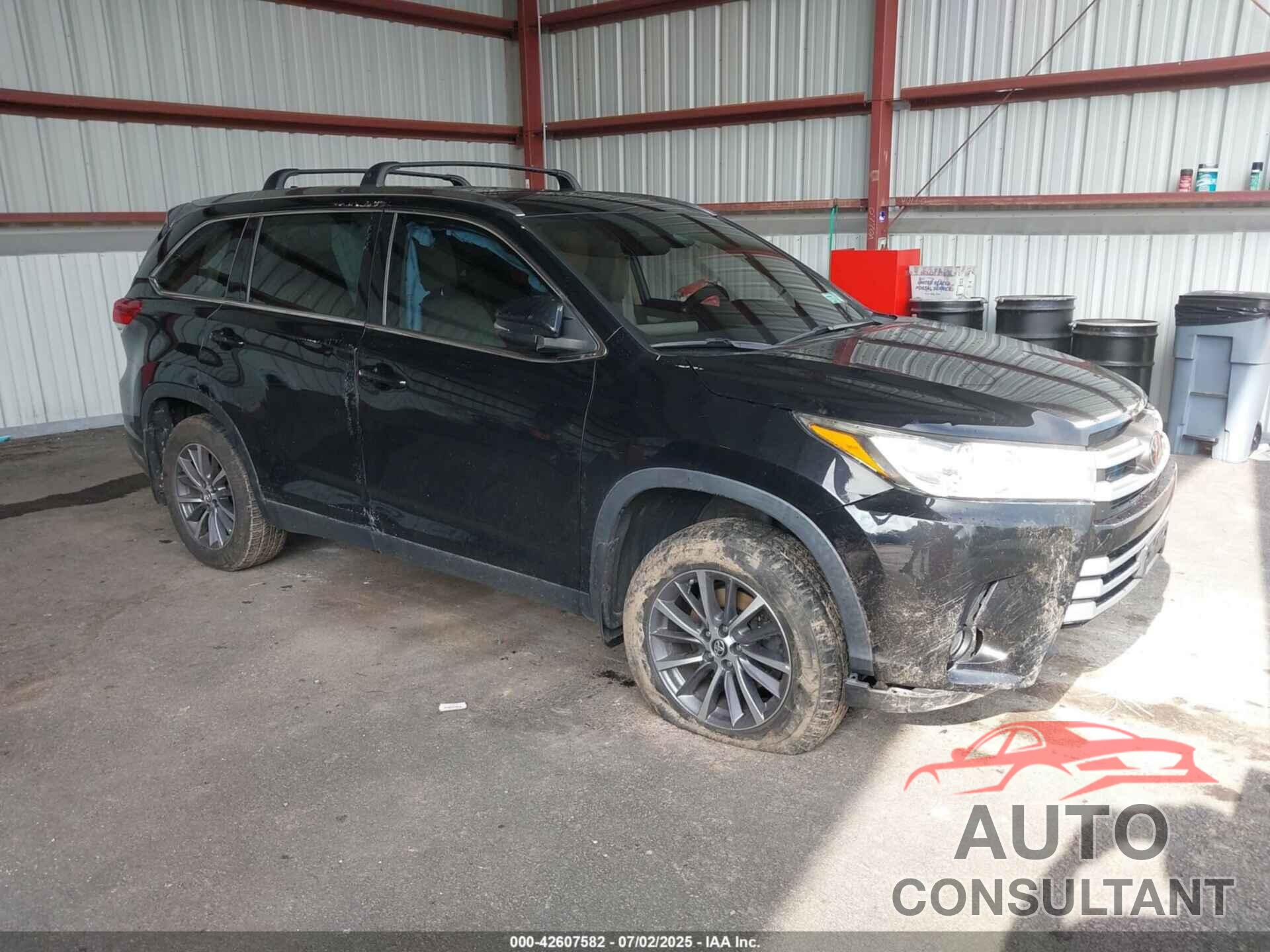 TOYOTA HIGHLANDER 2019 - 5TDJZRFH9KS608028