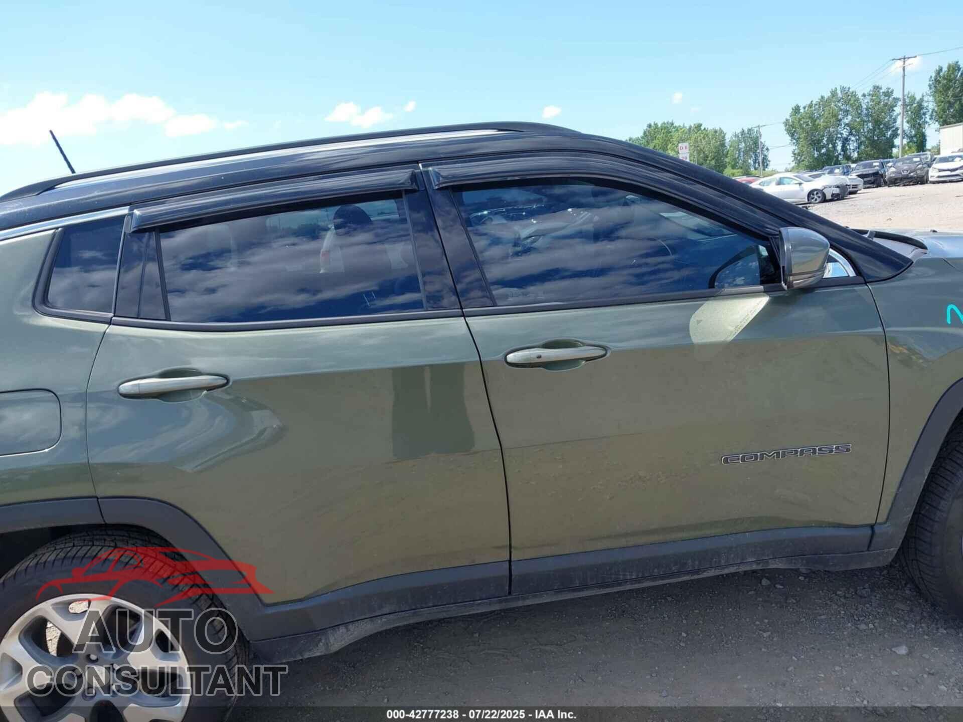 JEEP COMPASS 2021 - 3C4NJDCB4MT561897