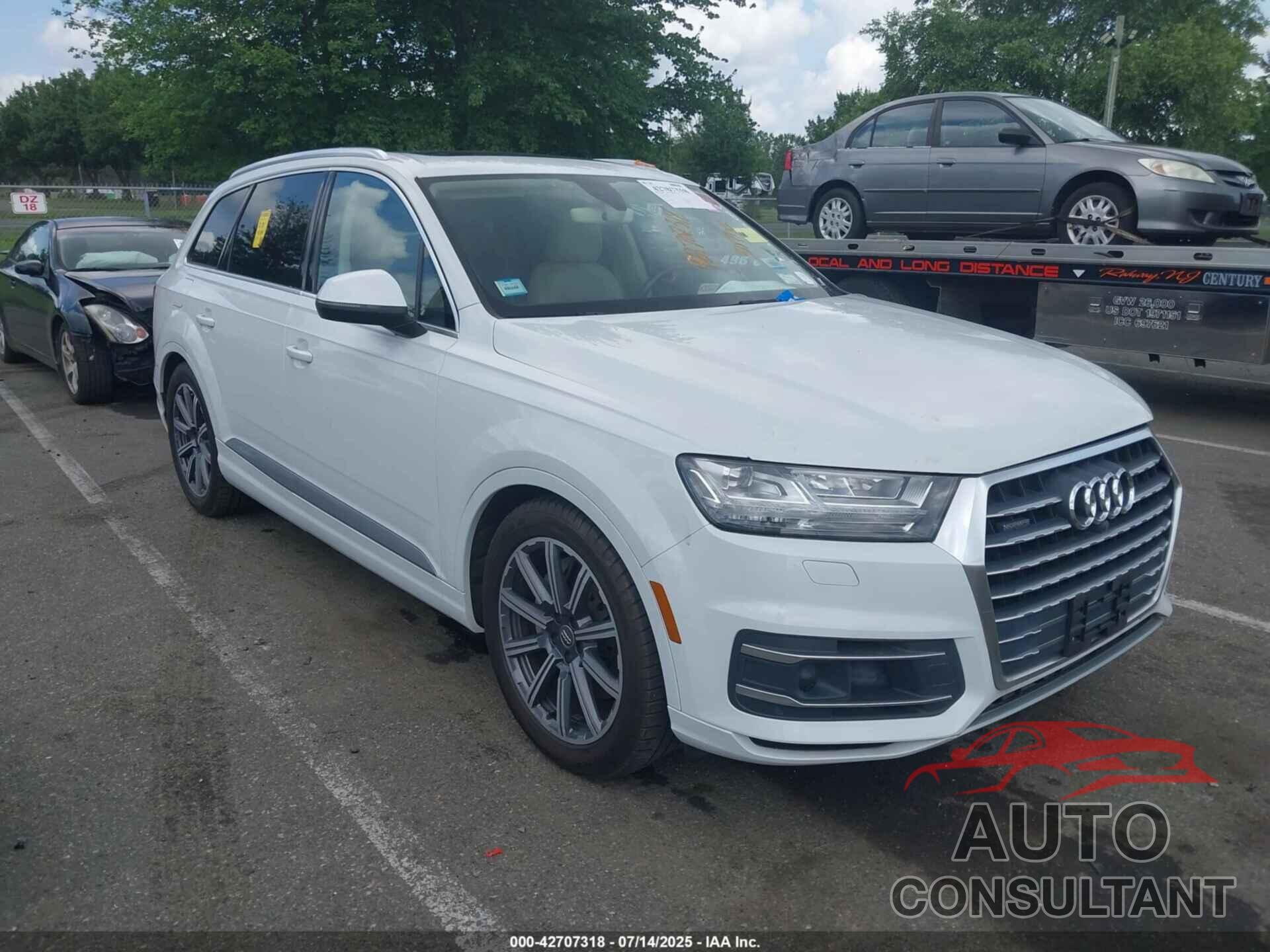 AUDI Q7 2017 - WA1VAAF74HD008517