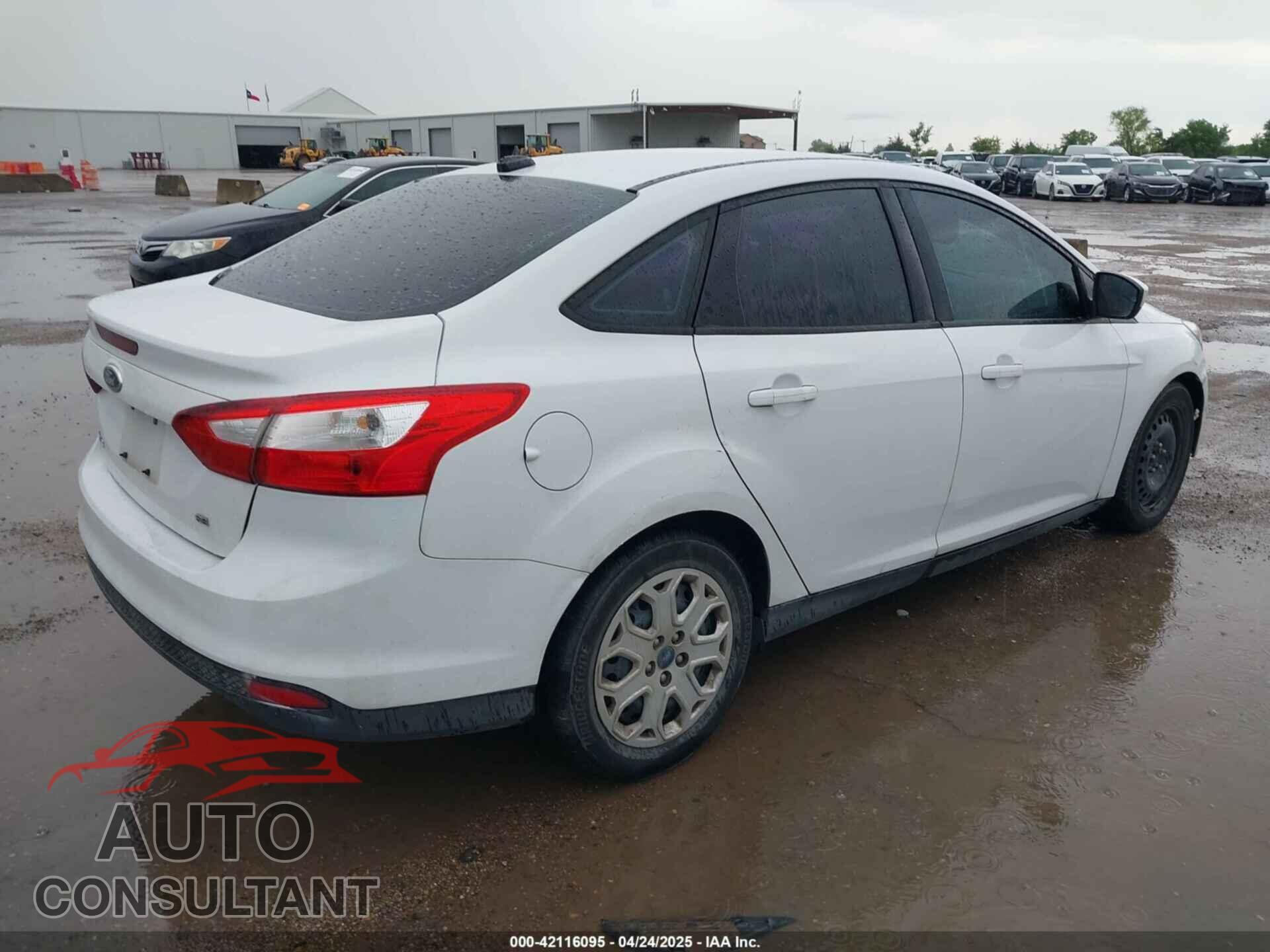 FORD FOCUS 2012 - 1FAHP3F26CL207770