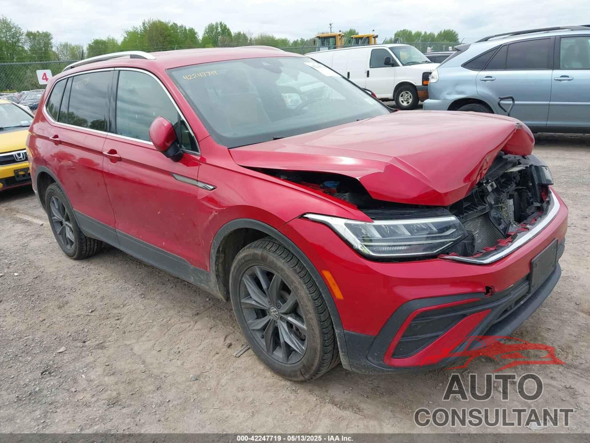 VOLKSWAGEN TIGUAN 2022 - 3VV2B7AX9NM129948