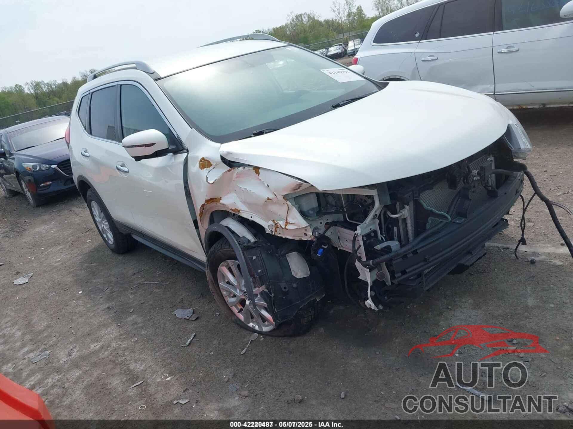 NISSAN ROGUE 2018 - 5N1AT2MV0JC828493