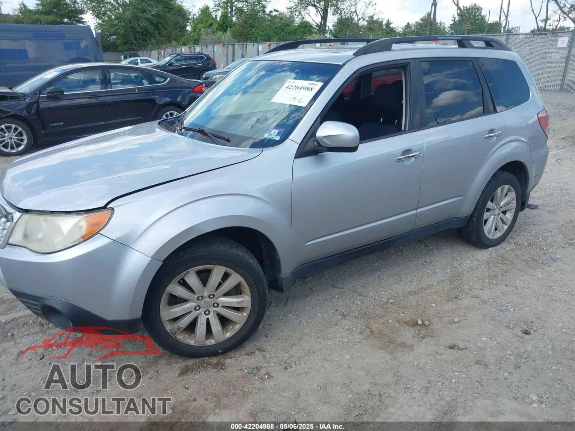 SUBARU FORESTER 2013 - JF2SHADC8DH443971
