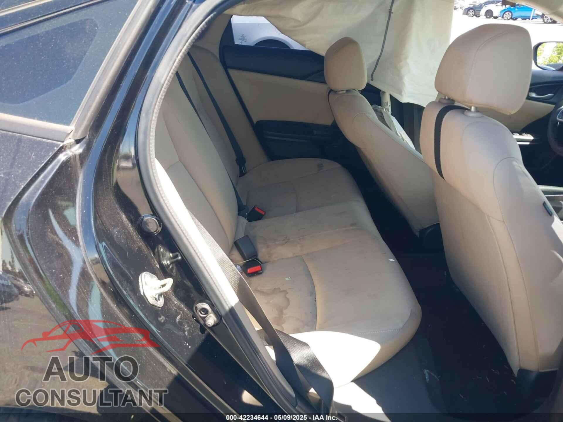 HONDA CIVIC 2017 - 2HGFC2F52HH514599