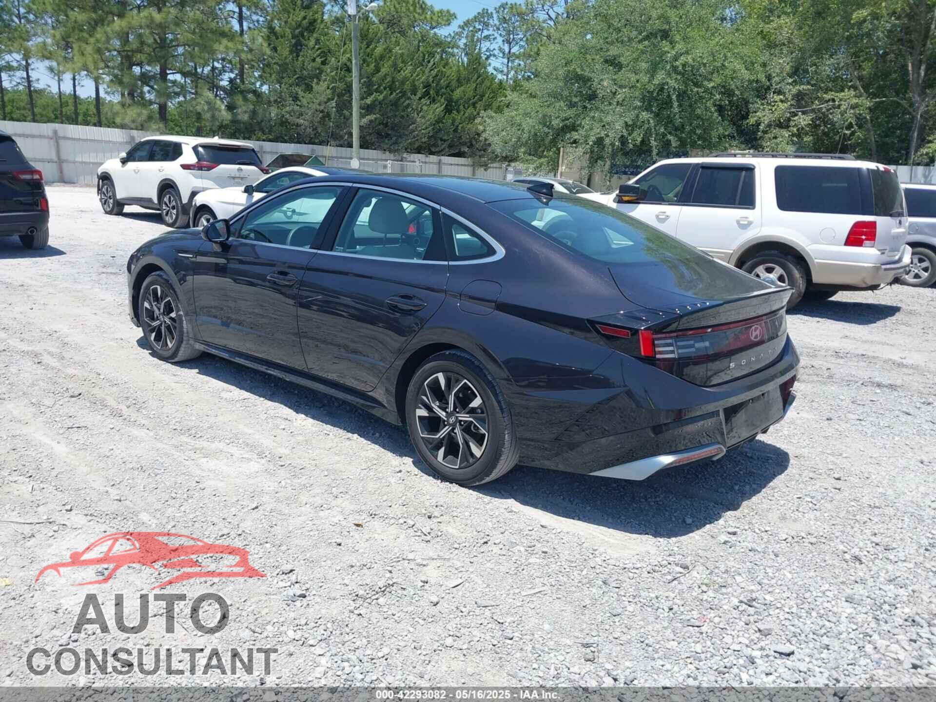 HYUNDAI SONATA 2024 - KMHL64JA8RA400479