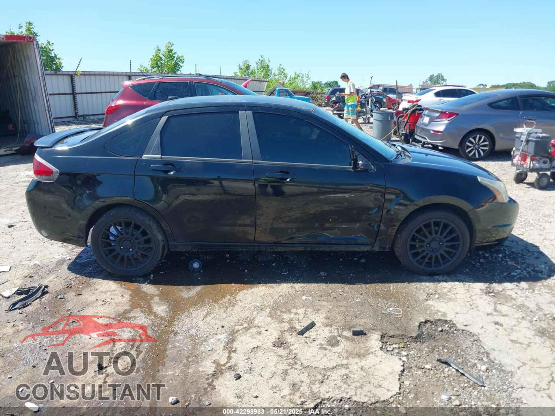 FORD FOCUS 2010 - 1FAHP3GN9AW125195