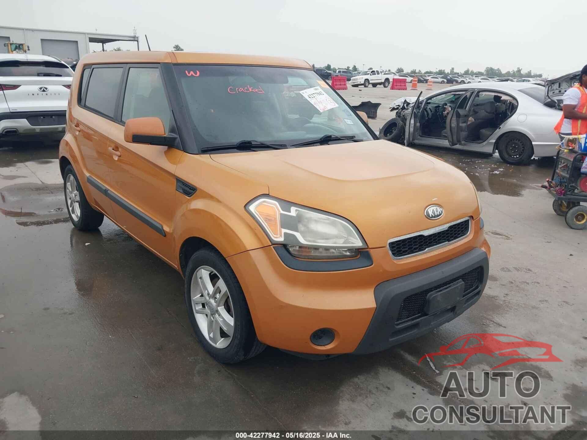 KIA SOUL 2011 - KNDJT2A28B7256078