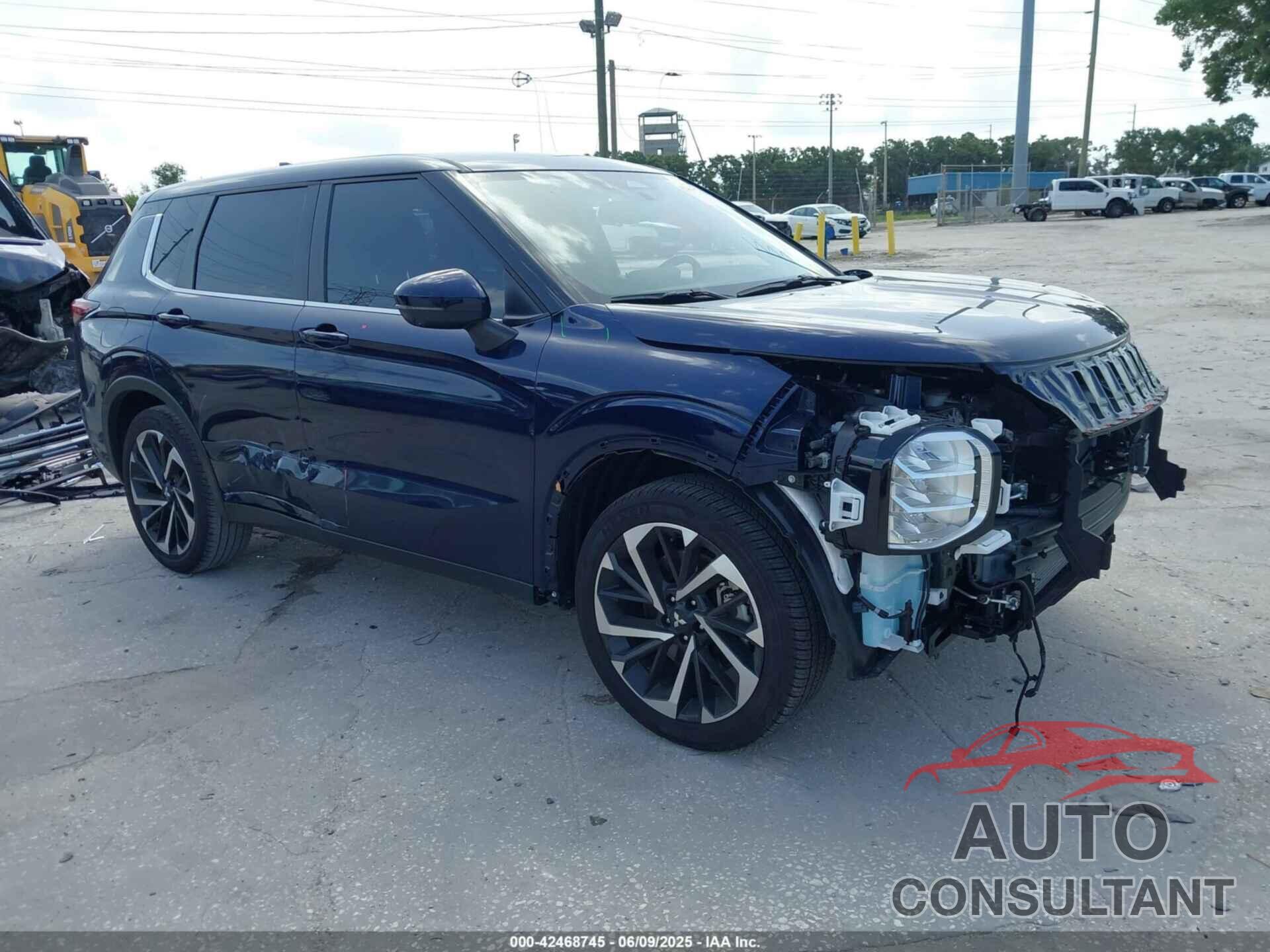 MITSUBISHI OUTLANDER 2024 - JA4J3VA83RZ079258
