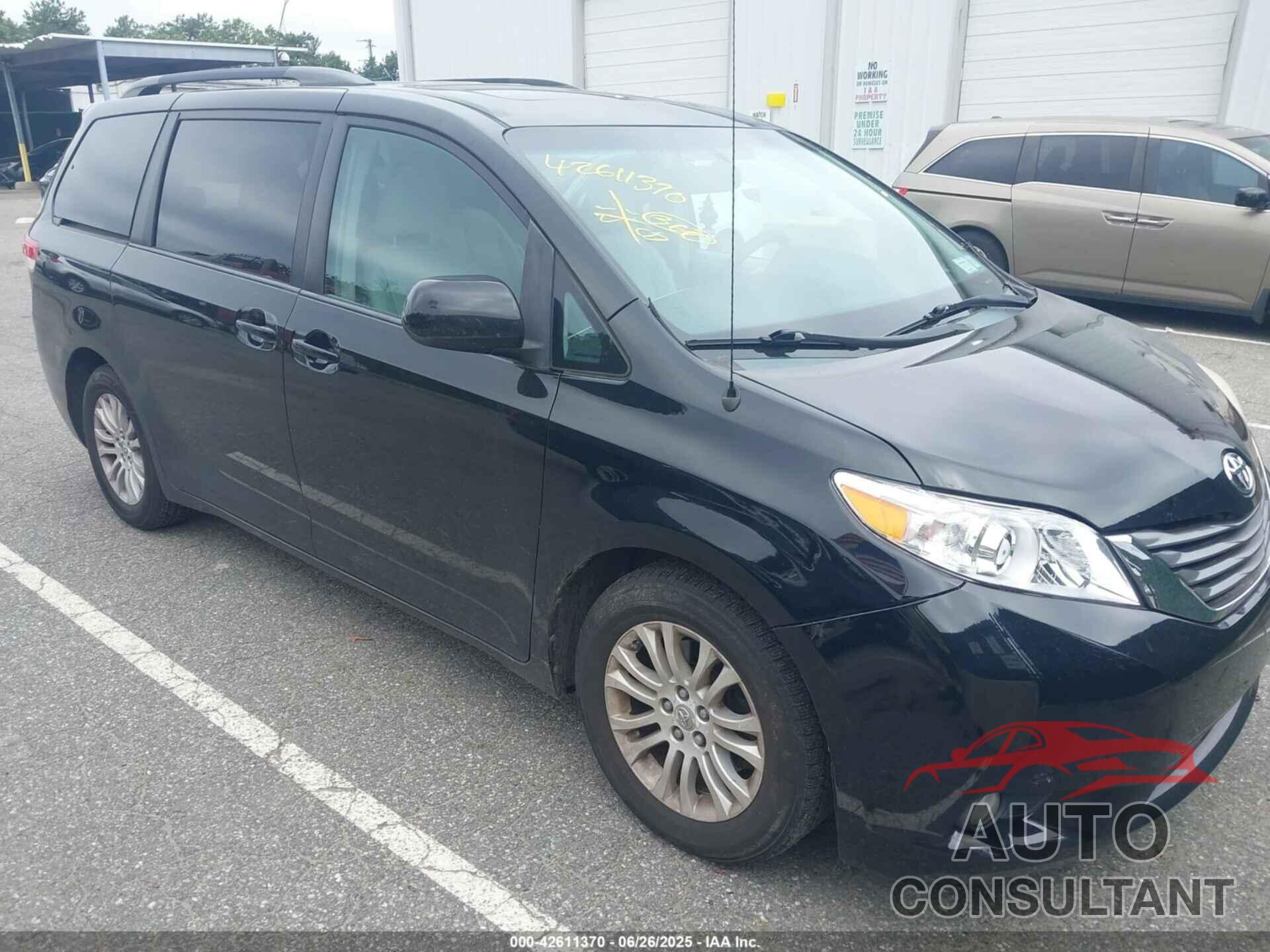 TOYOTA SIENNA 2013 - 5TDYK3DCXDS302949