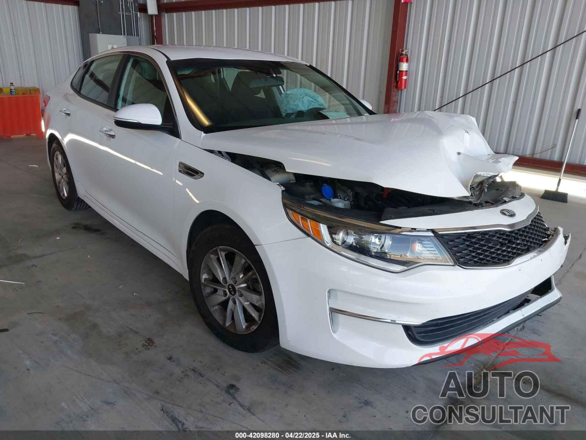 KIA OPTIMA 2018 - 5XXGT4L37JG199258