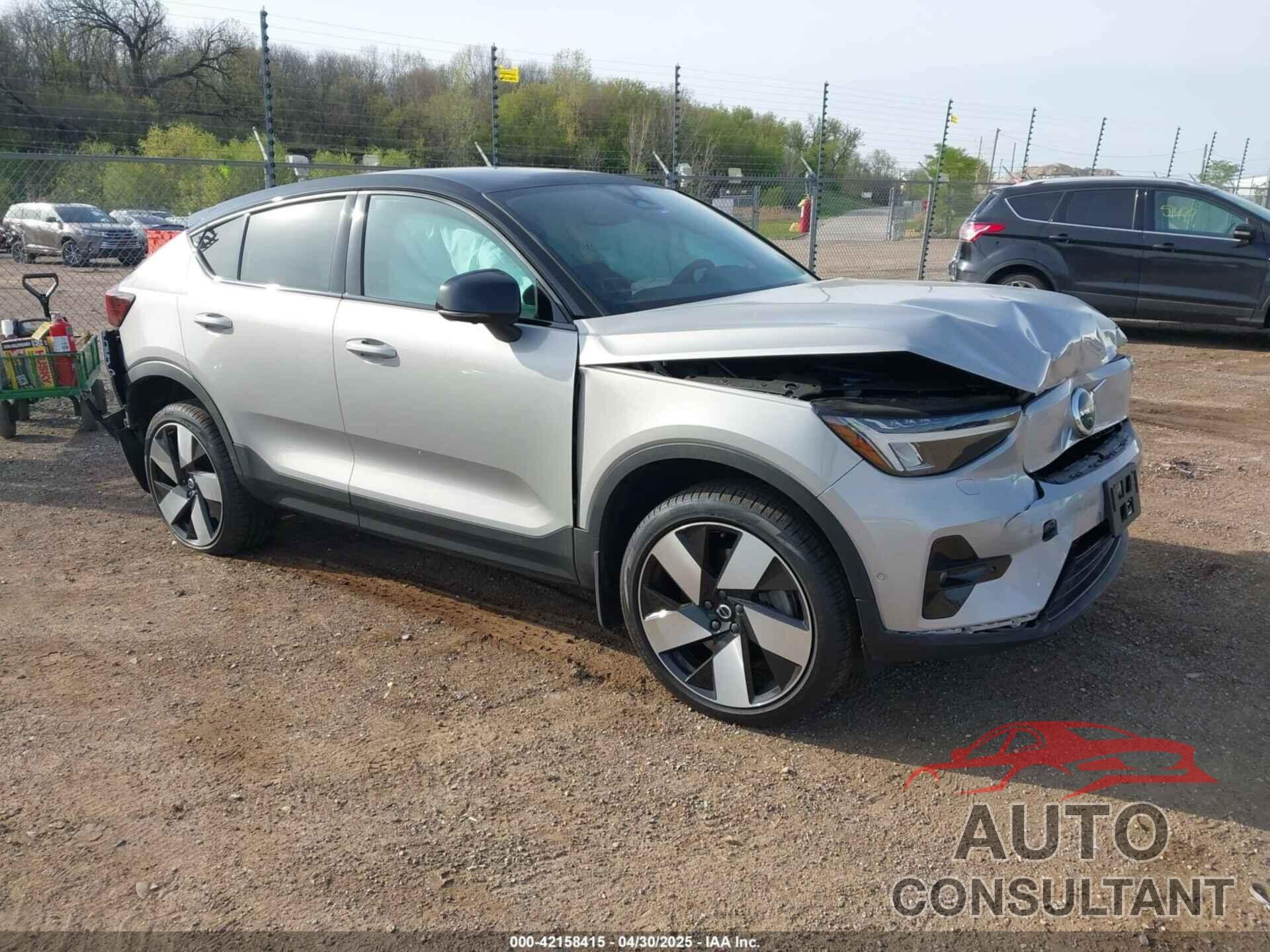 VOLVO C40 RECHARGE PURE ELECTRIC 2022 - YV4ED3GBXN2008666