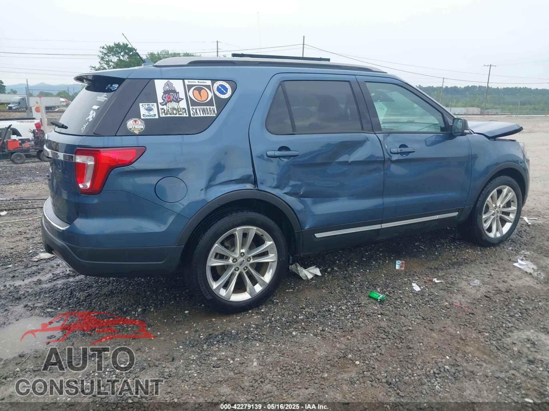 FORD EXPLORER 2018 - 1FM5K7D8XJGB51280