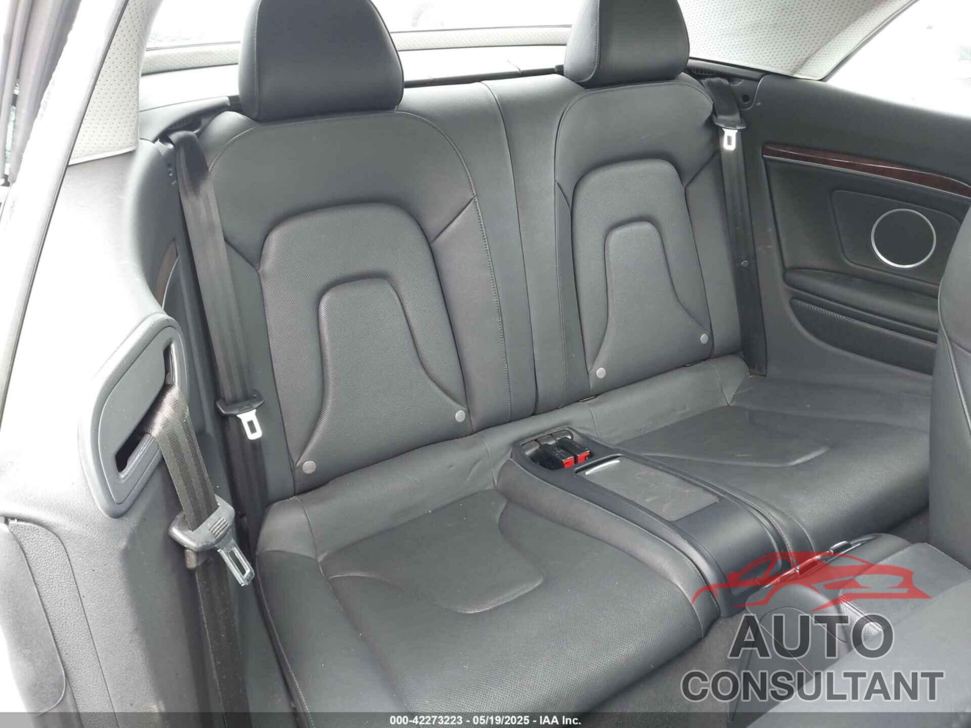 AUDI A5 2012 - WAULFAFH8CN001948