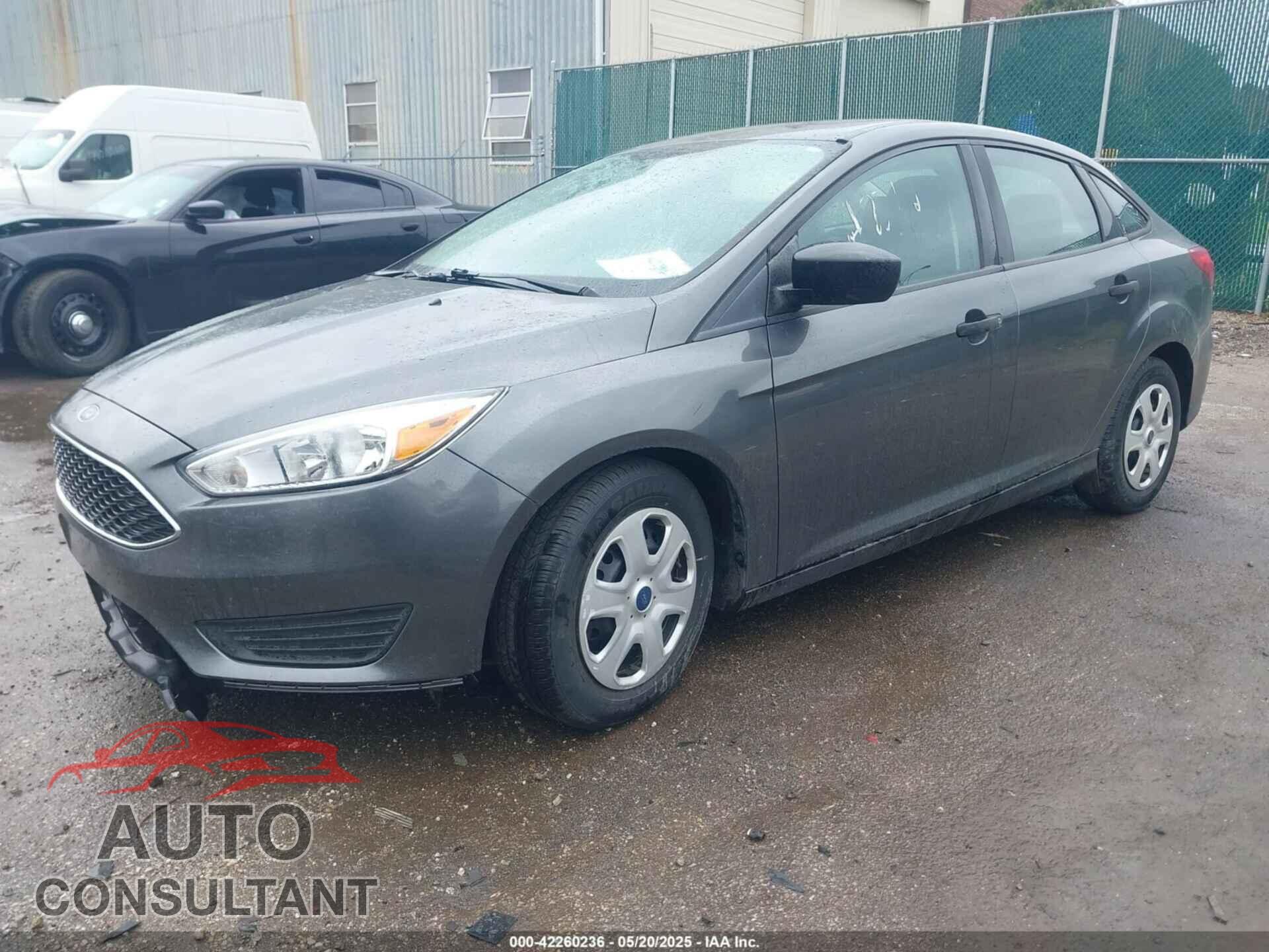 FORD FOCUS 2018 - 1FADP3E28JL276649