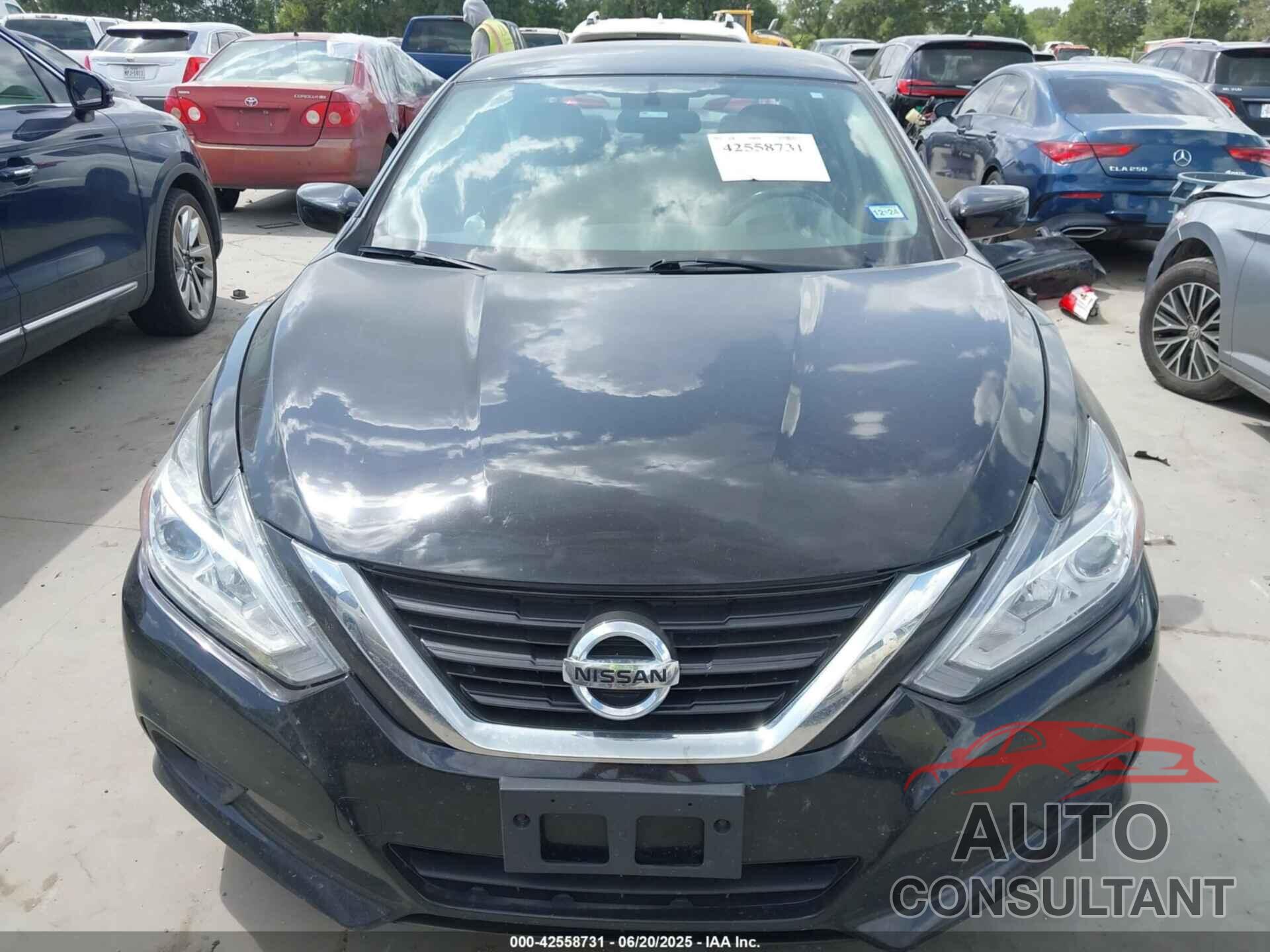 NISSAN ALTIMA 2017 - 1N4AL3AP5HC193464