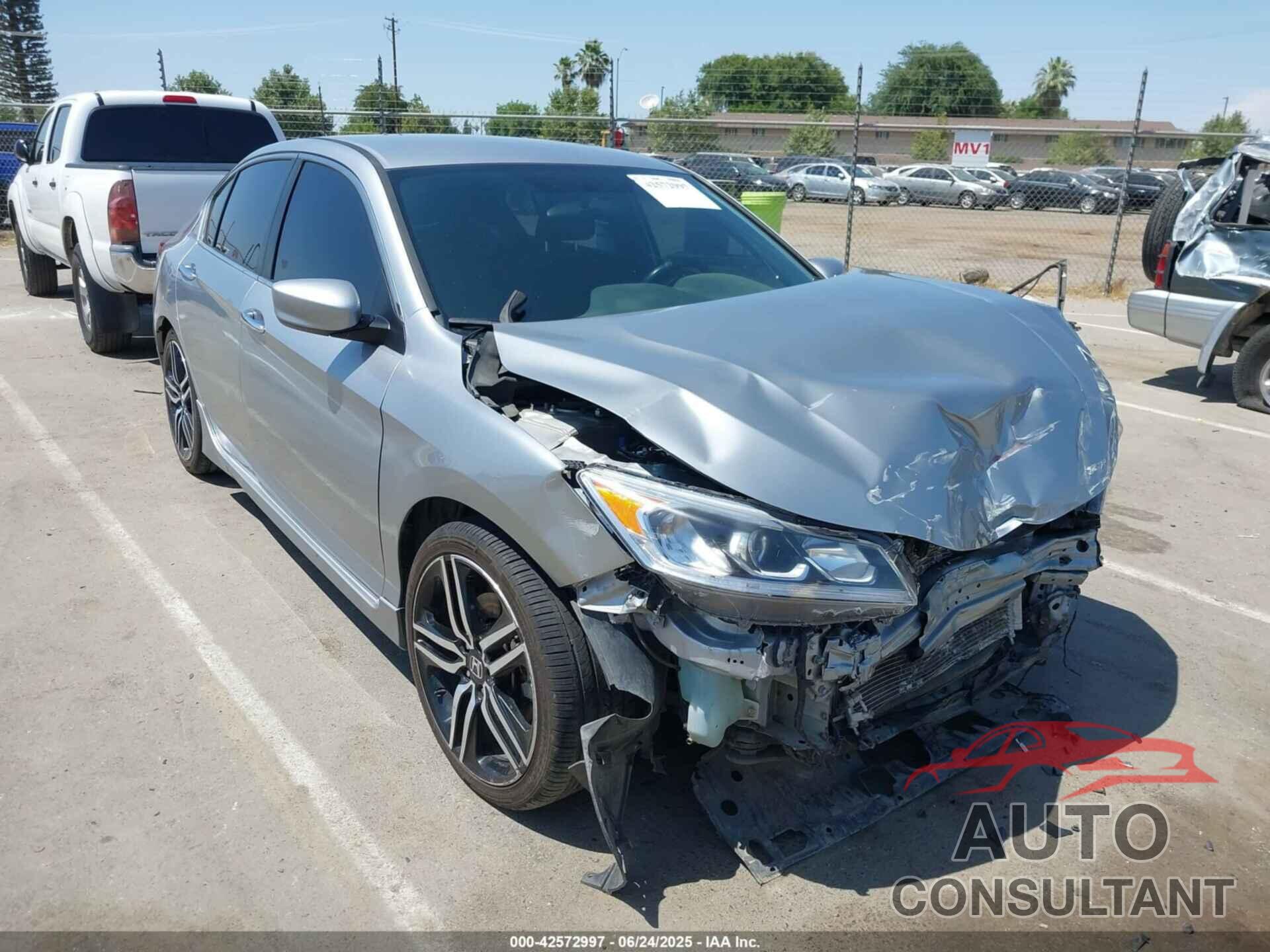 HONDA ACCORD 2017 - 1HGCR2F58HA272756