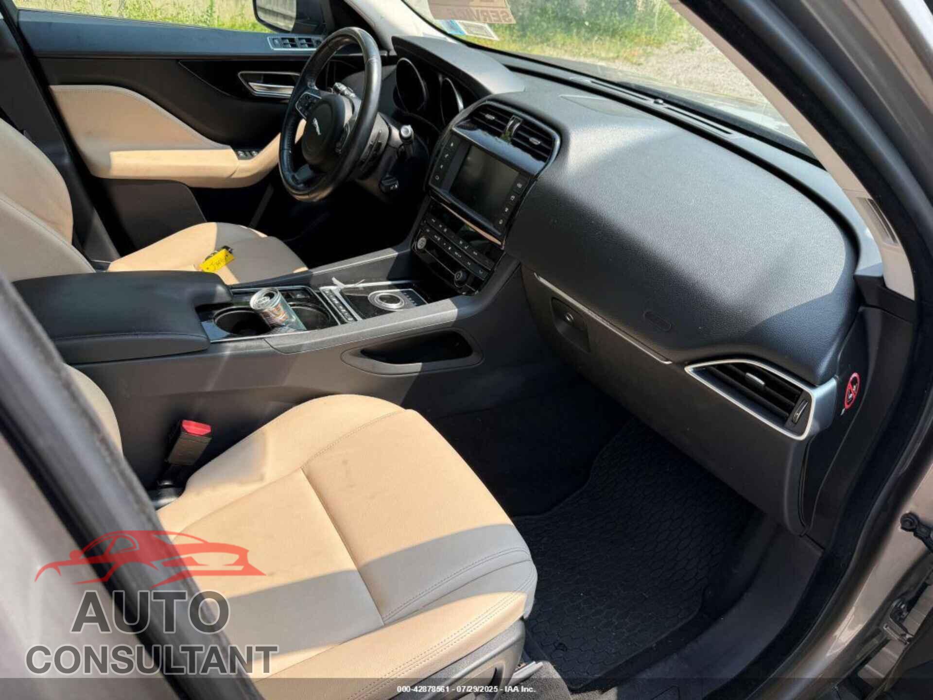 JAGUAR F-PACE 2017 - SADCJ2BV7HA499324