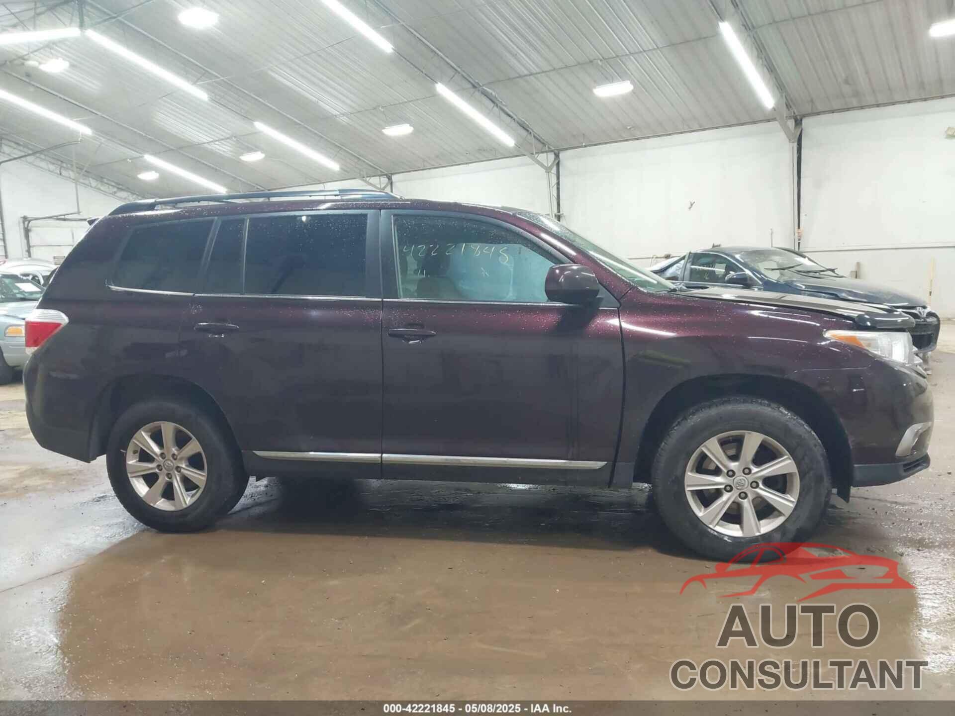 TOYOTA HIGHLANDER 2011 - 5TDBK3EH7BS082991